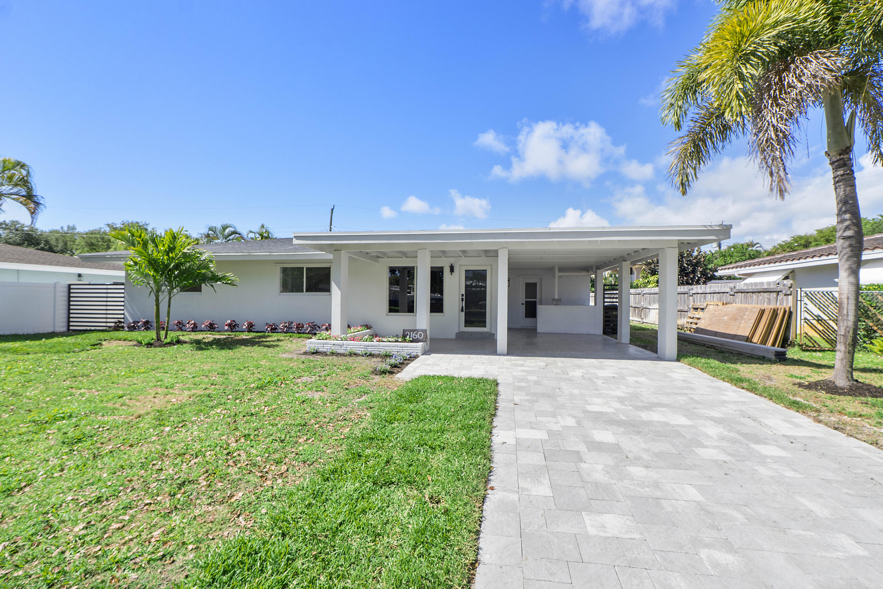2160 NE 53rd