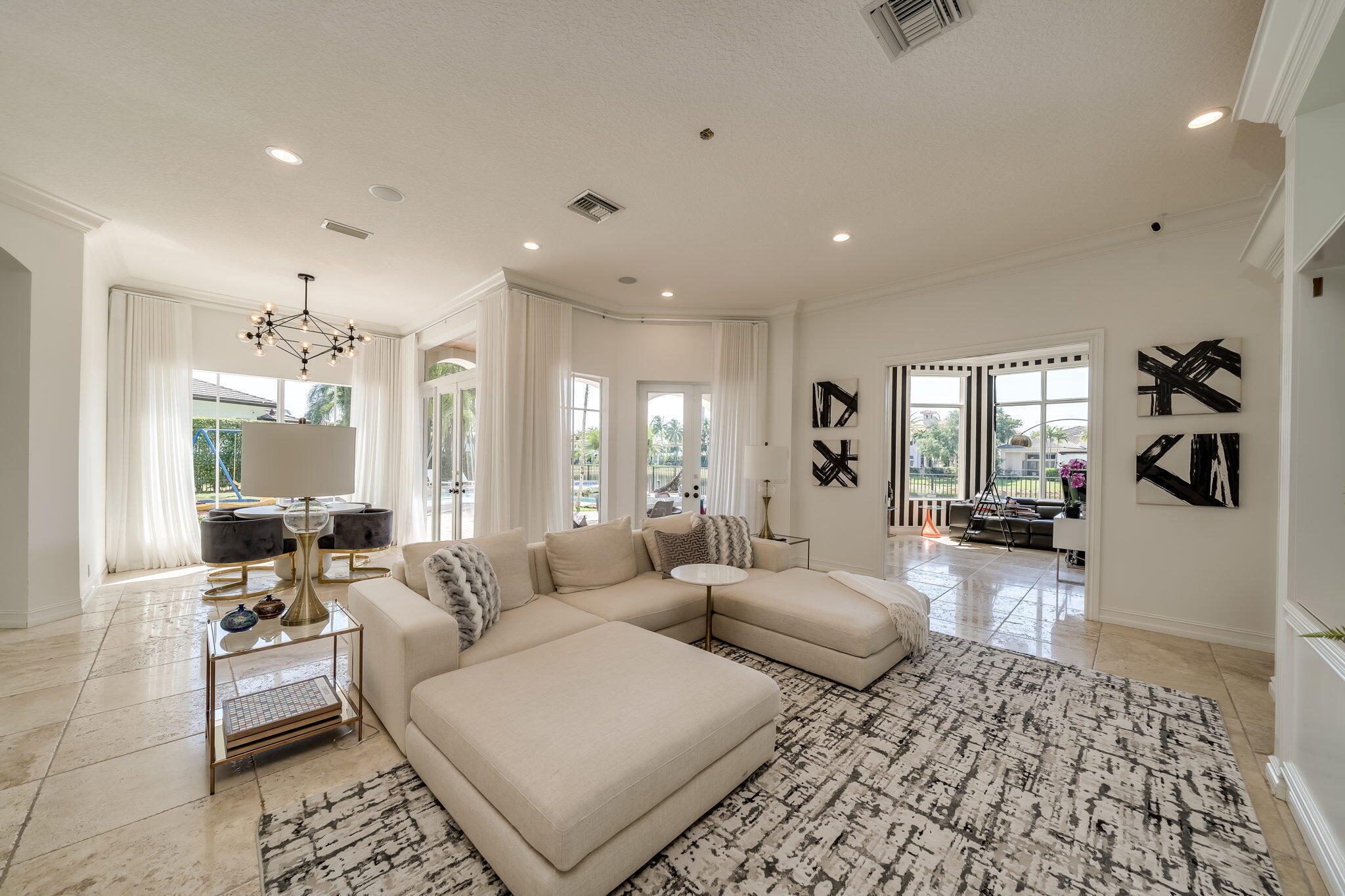 17593 Middle Lk Boca Raton, FL 33496