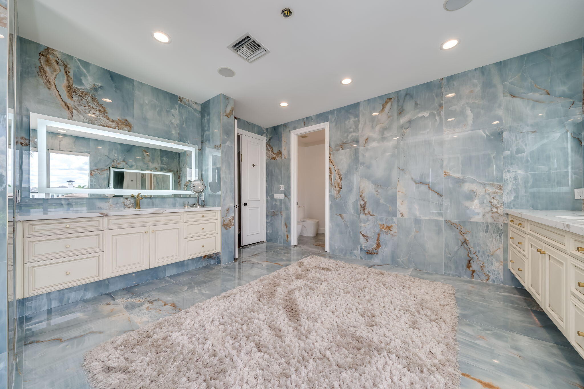 17593 Middle Lk Boca Raton, FL 33496