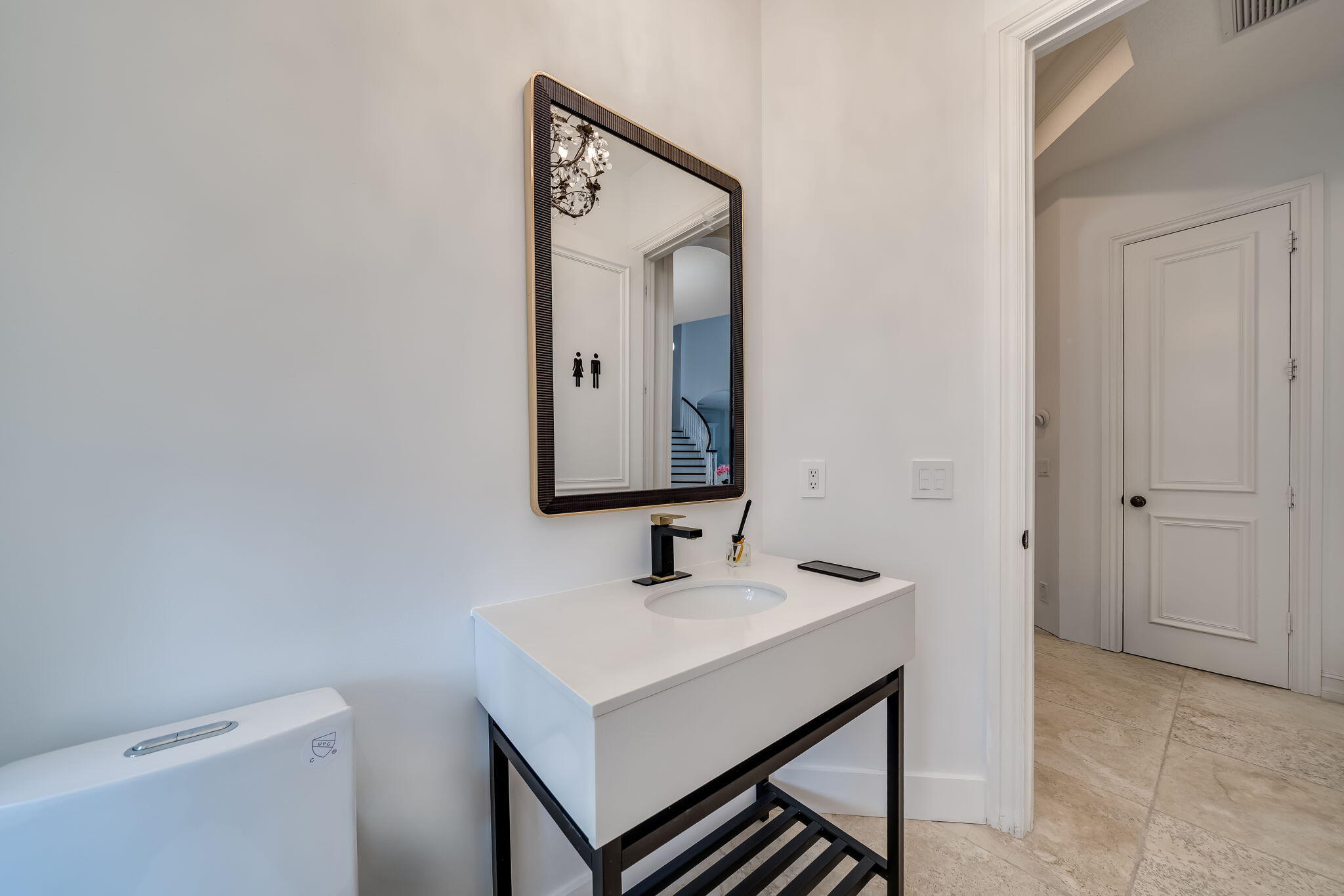 17593 Middle Lk Boca Raton, FL 33496