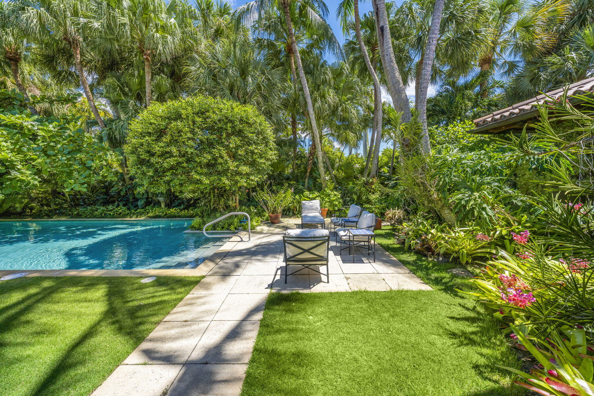 6 La Costa Palm Beach, FL 33480