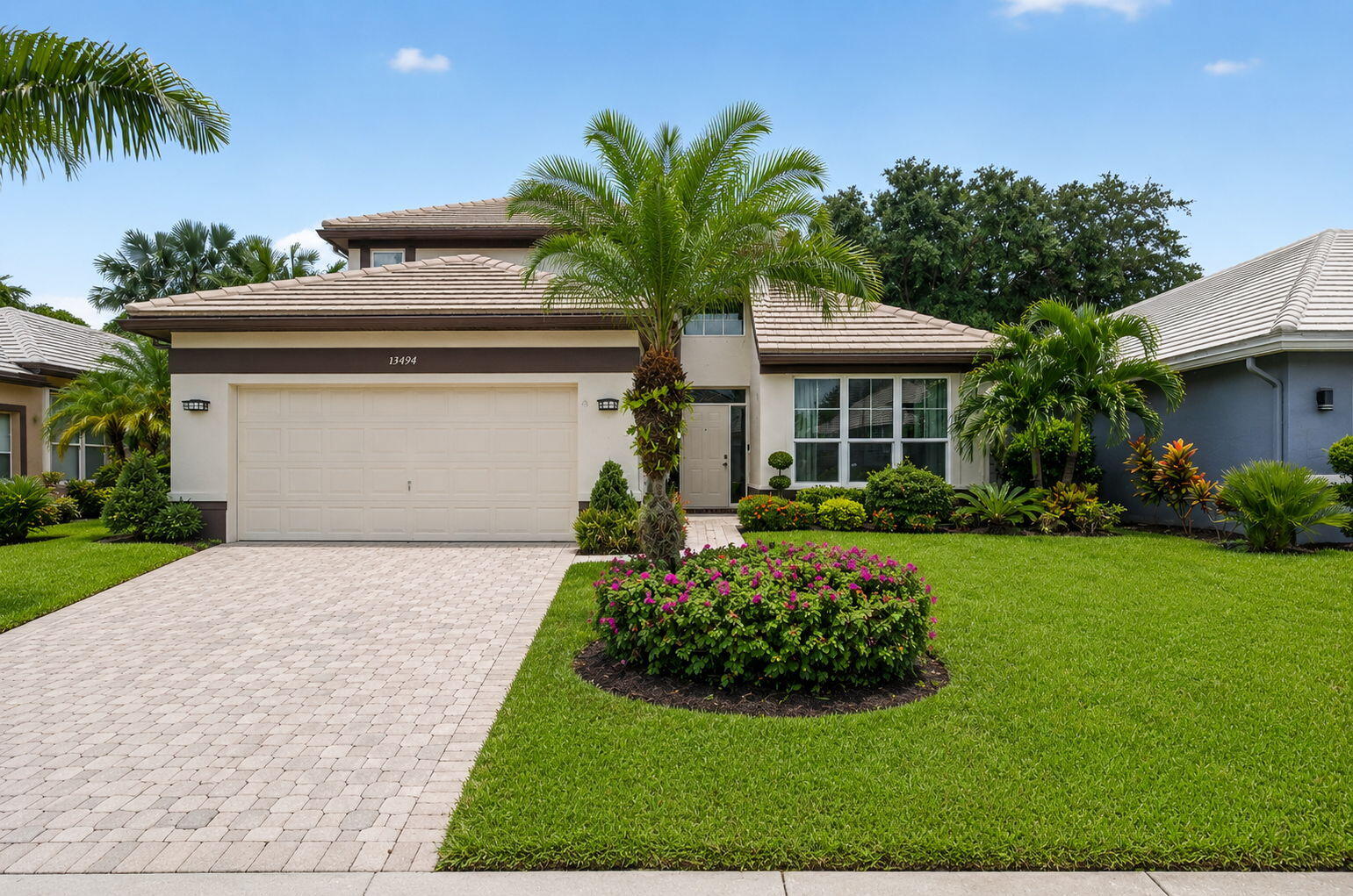 13494 Carrick Grn