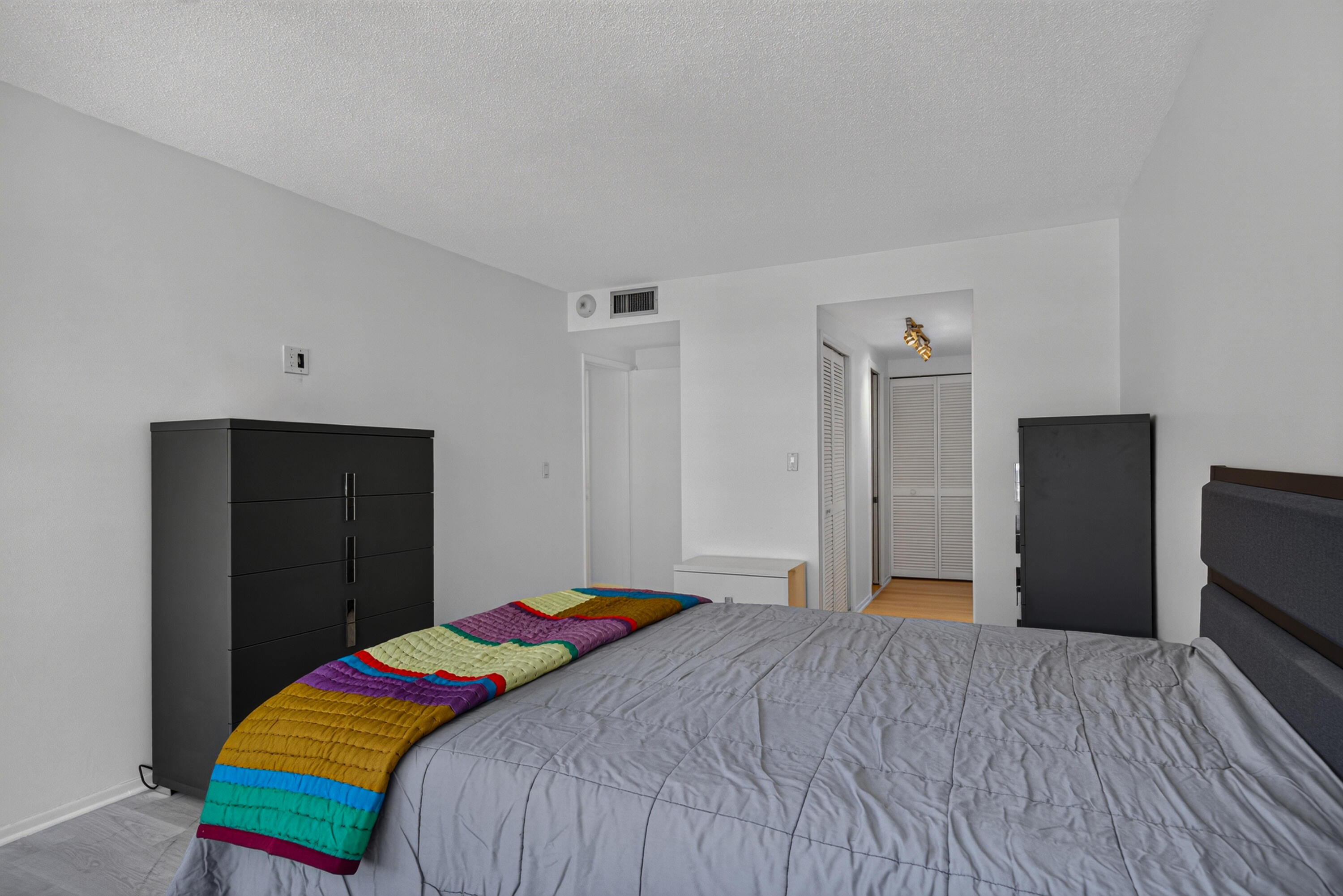 3800 Galt Ocean #1605 Fort Lauderdale, FL 33308