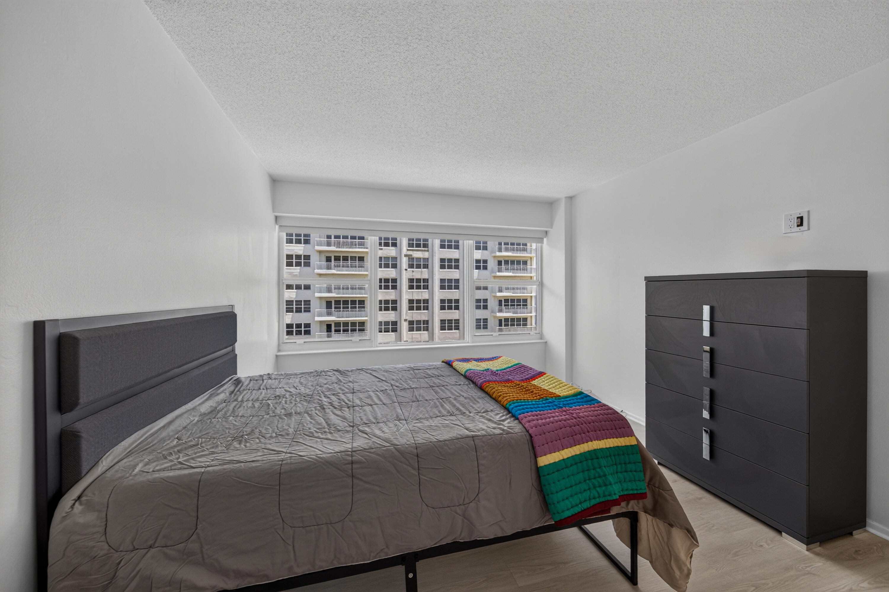 3800 Galt Ocean #1605 Fort Lauderdale, FL 33308