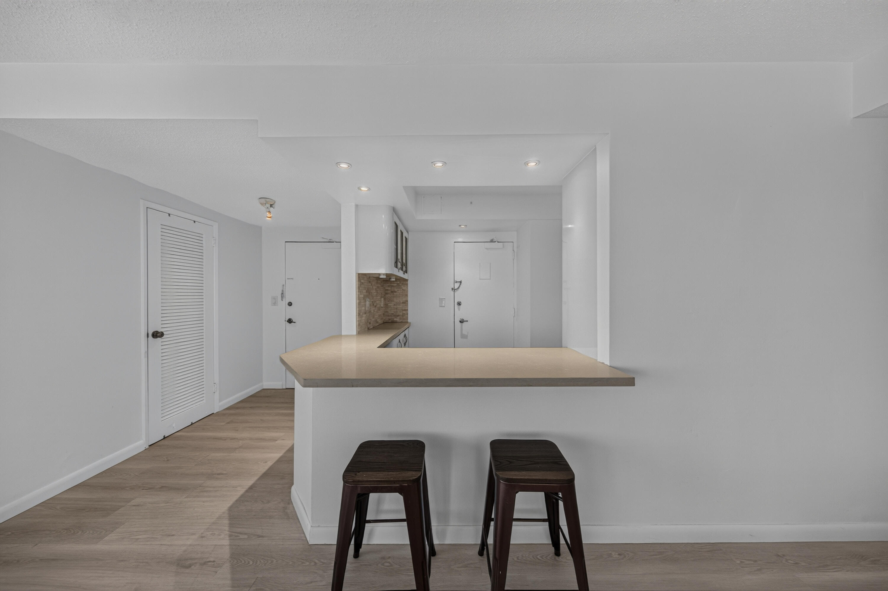3800 Galt Ocean #1605 Fort Lauderdale, FL 33308