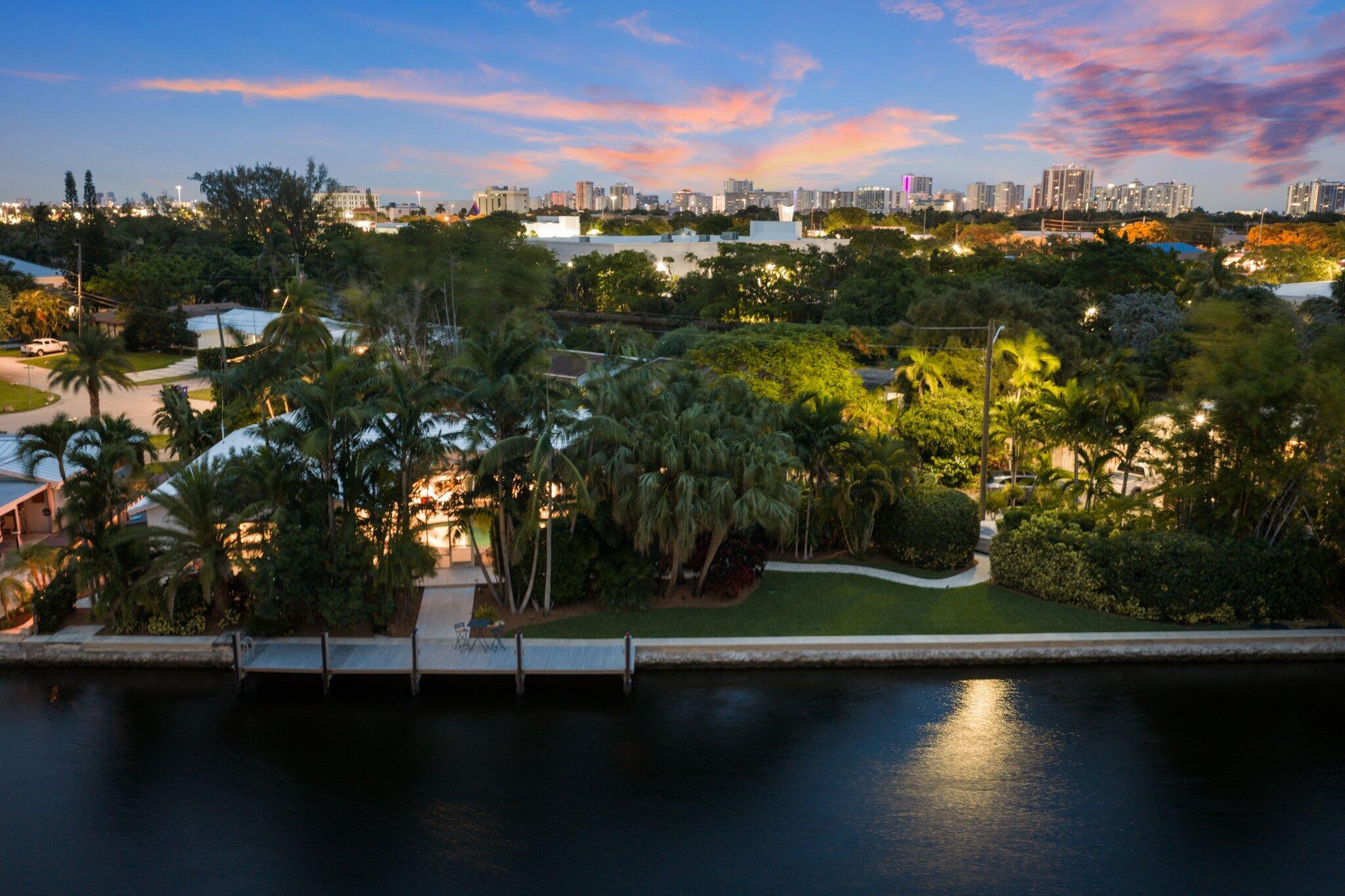 2124 Coral Shores Fort Lauderdale, FL 33306