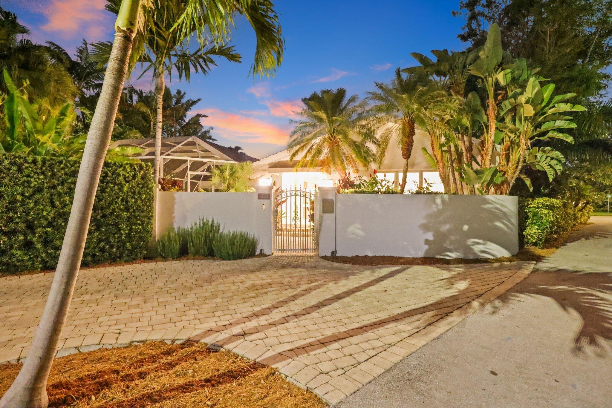 2124 Coral Shores Fort Lauderdale, FL 33306