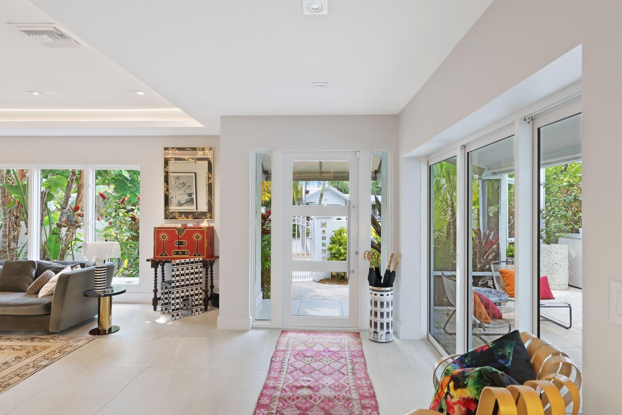 2124 Coral Shores Fort Lauderdale, FL 33306