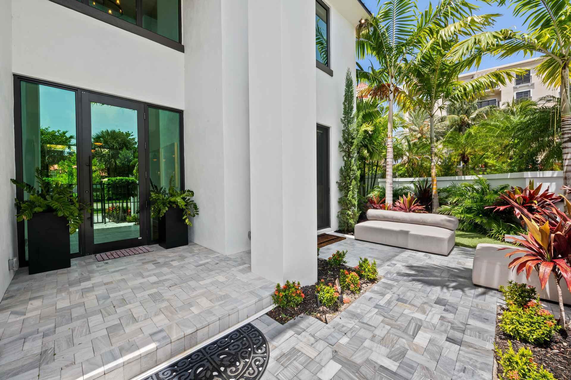 3400 NE 25th St Fort Lauderdale, FL 33305
