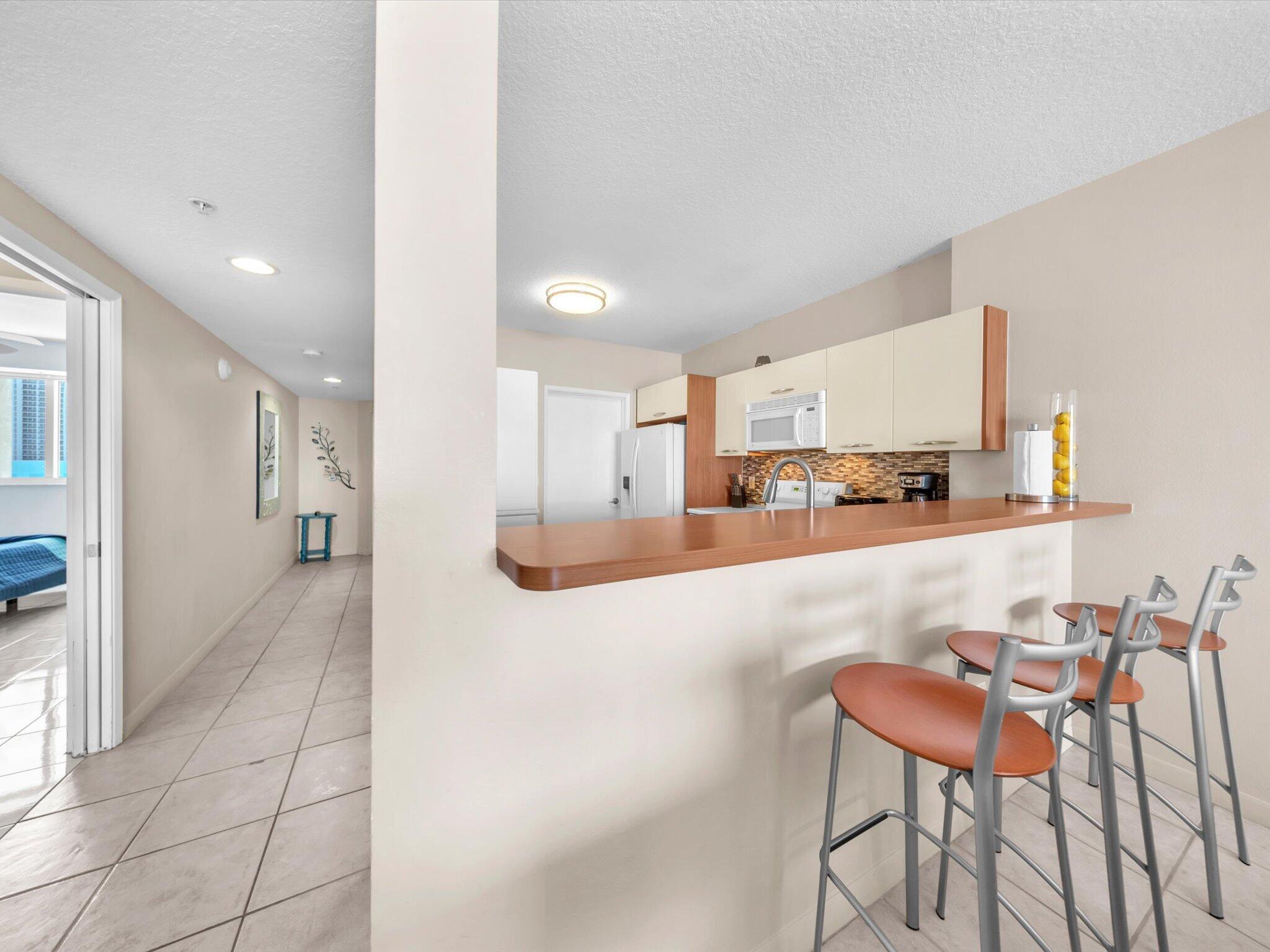 18100 N Bay Rd #707 Sunny Isles Beach, FL 33160