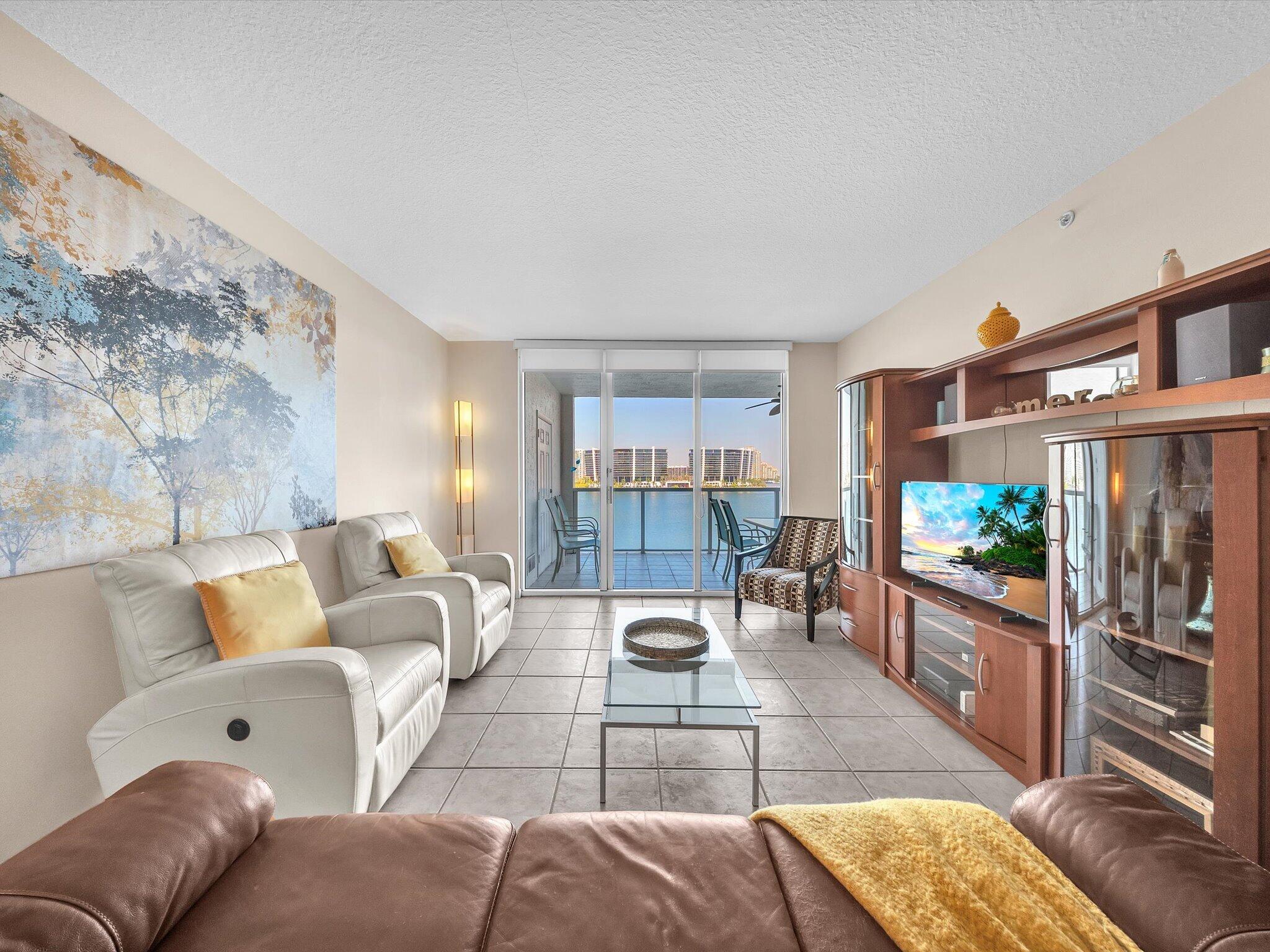 18100 N Bay Rd #707 Sunny Isles Beach, FL 33160