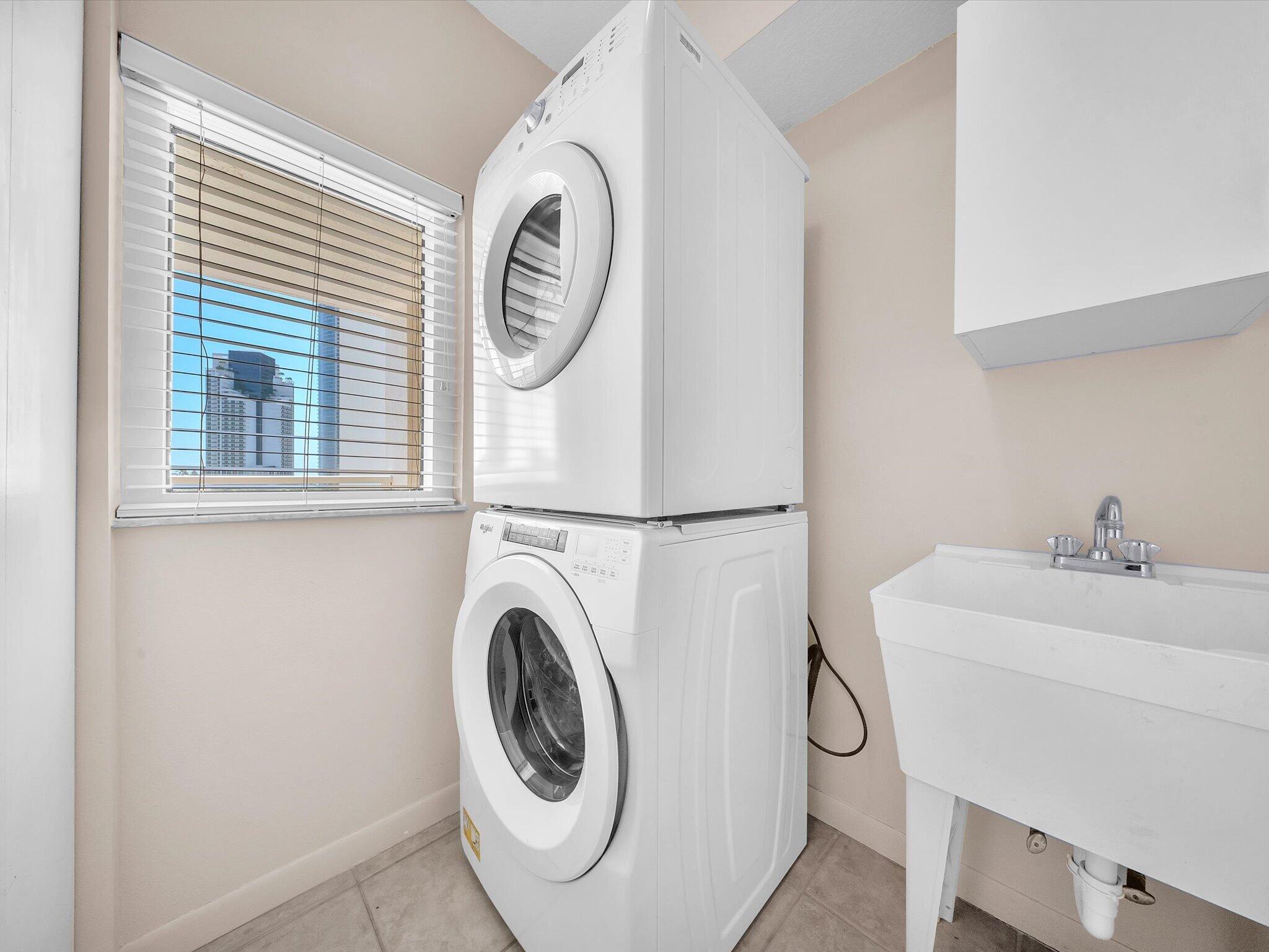 18100 N Bay Rd #707 Sunny Isles Beach, FL 33160