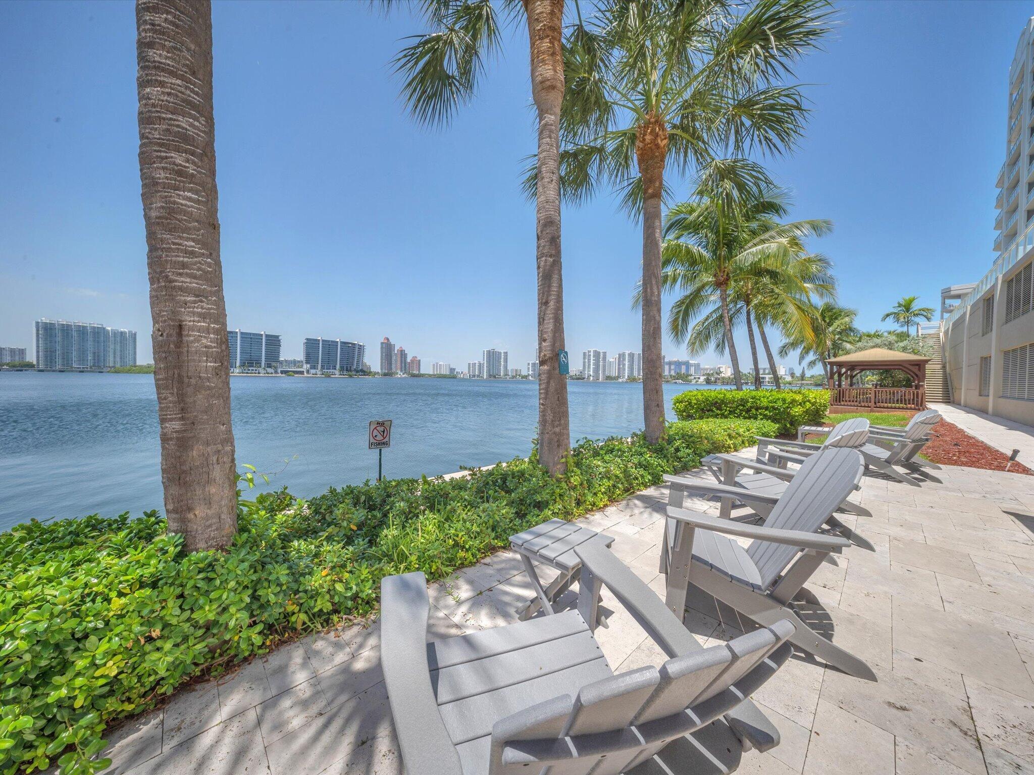 18100 N Bay Rd #707 Sunny Isles Beach, FL 33160