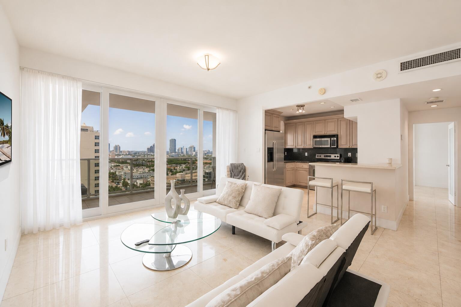 100 Lincoln Rd #PH14 Miami Beach, FL 33139