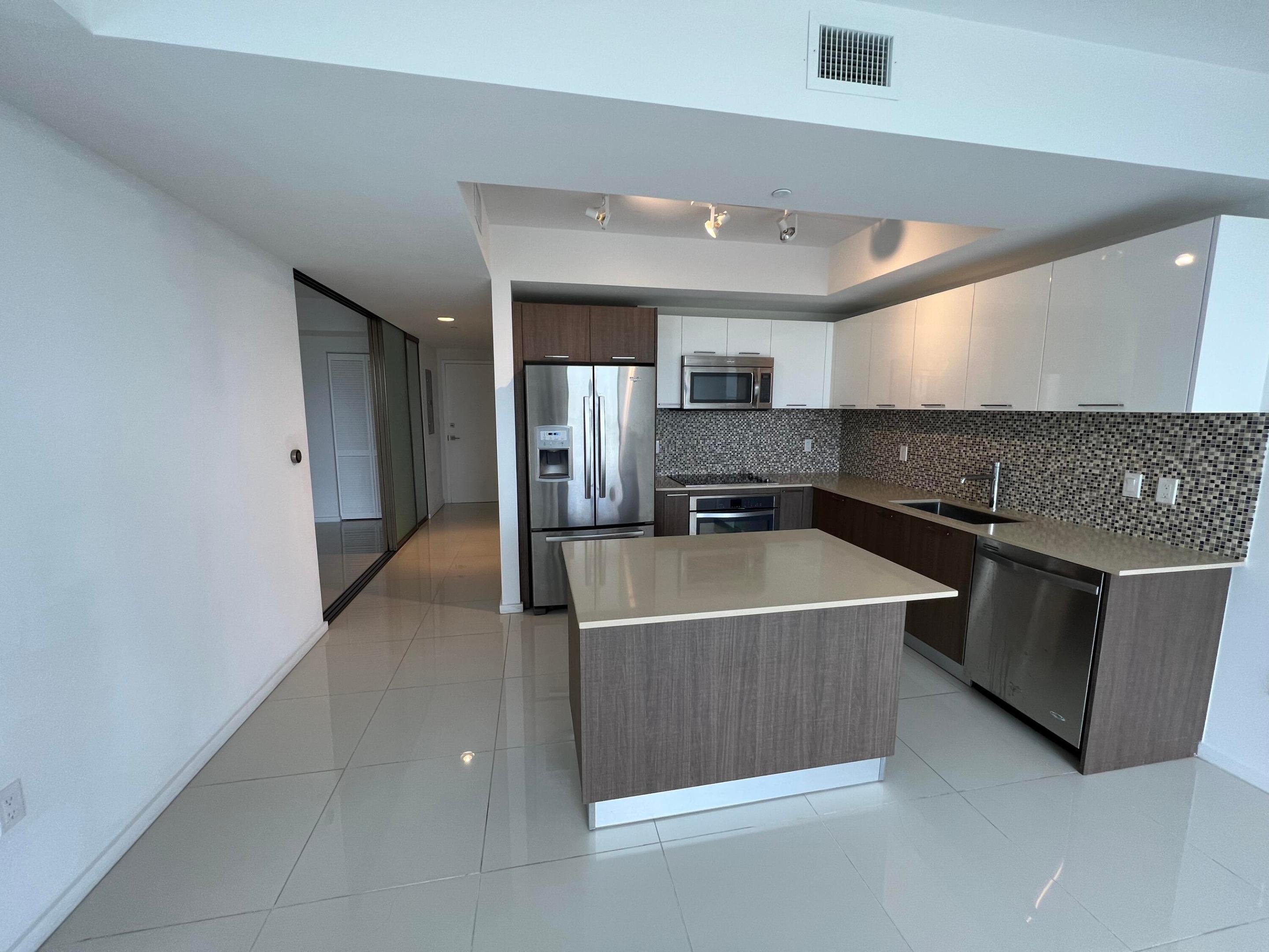 5300 Paseo Blvd #708