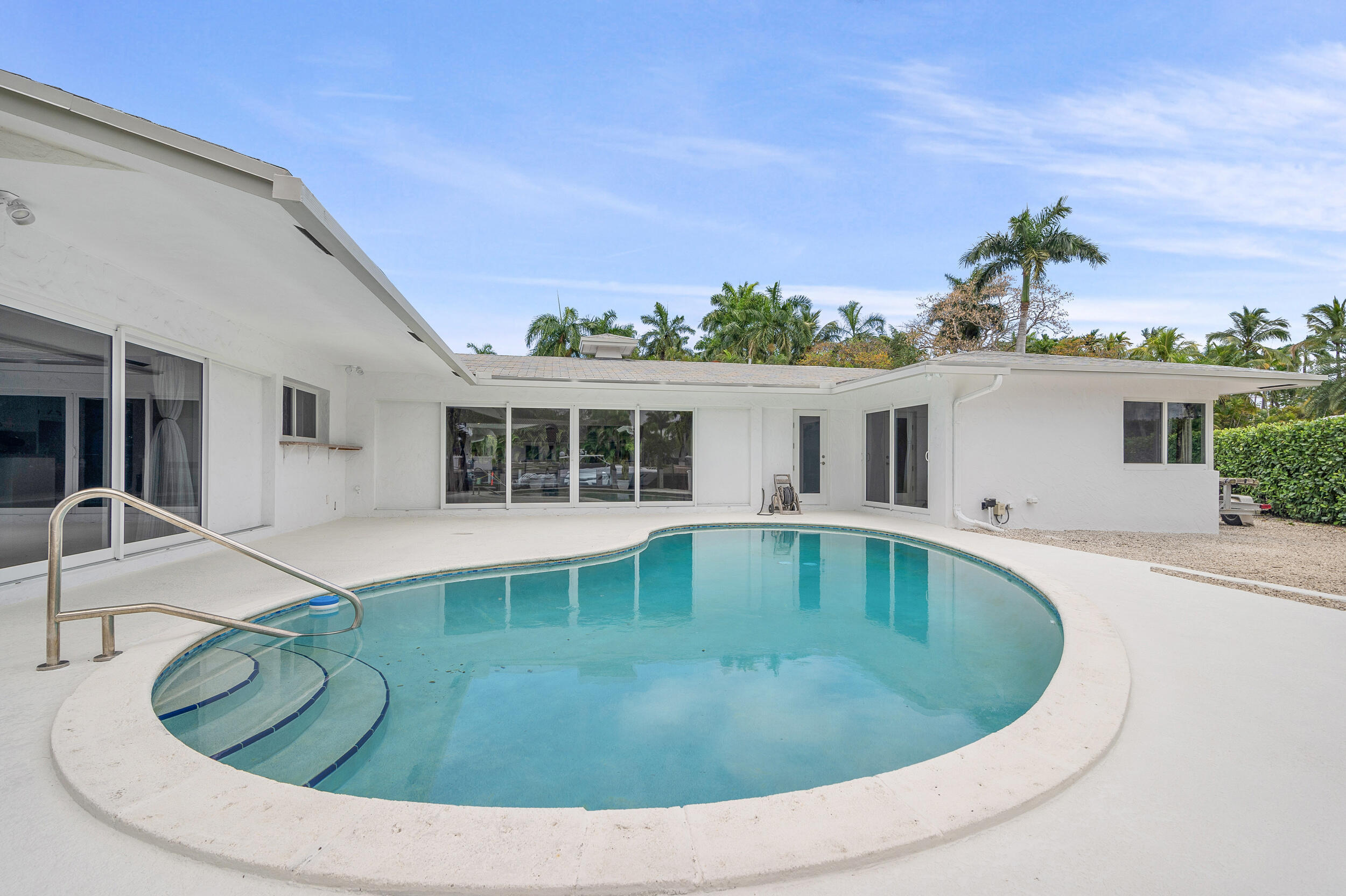 2341 SW 26th Ave Fort Lauderdale, FL 33312