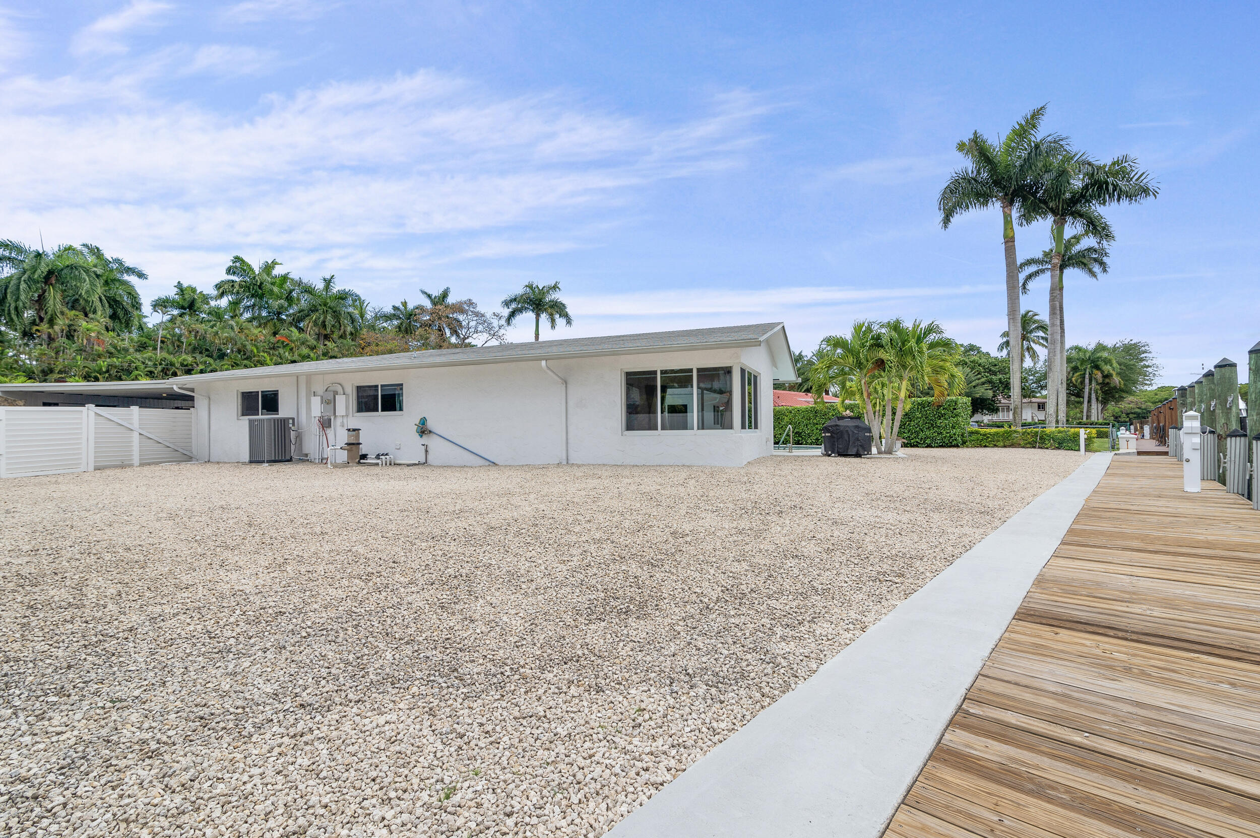 2341 SW 26th Ave Fort Lauderdale, FL 33312