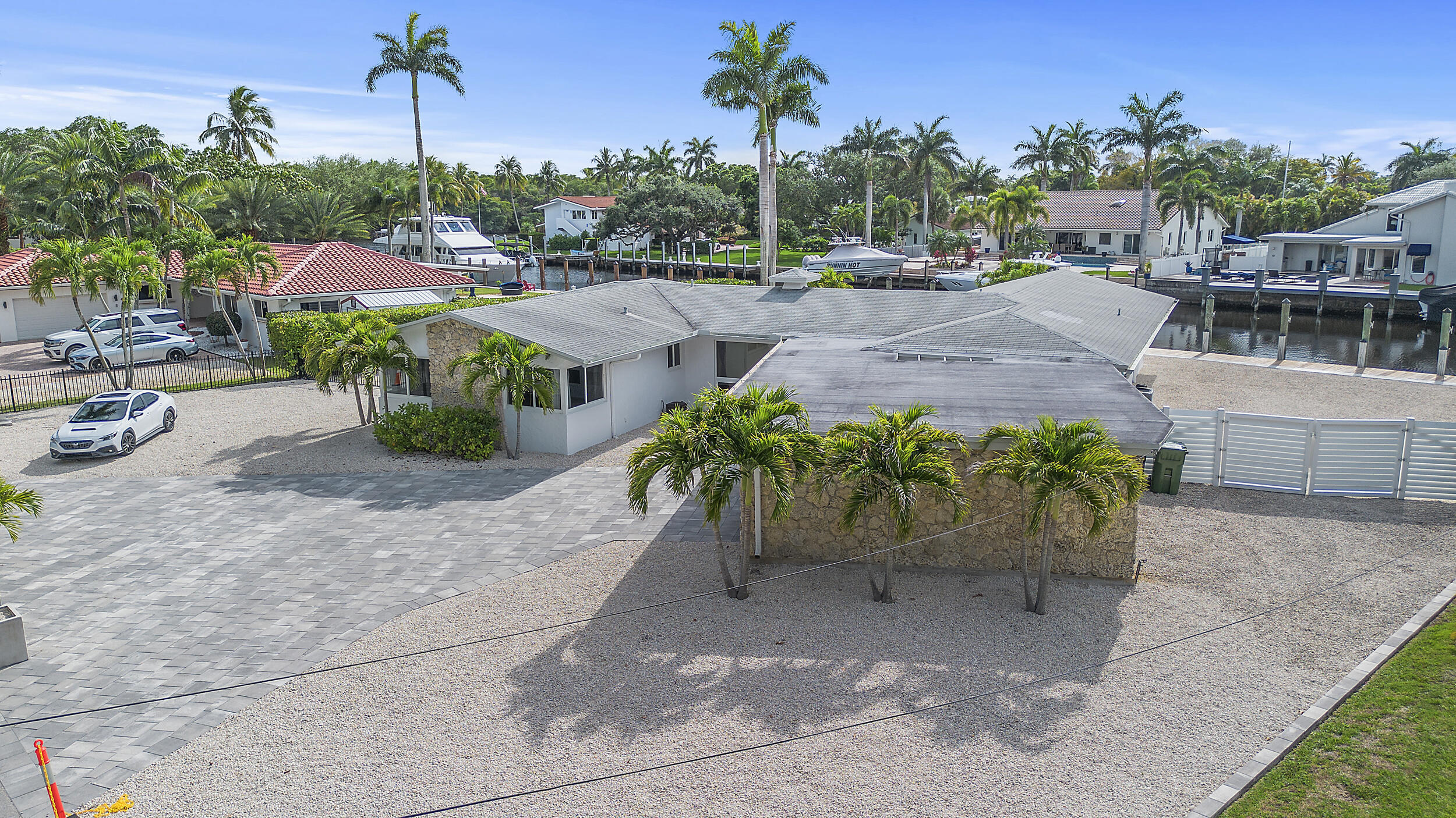 2341 SW 26th Ave Fort Lauderdale, FL 33312