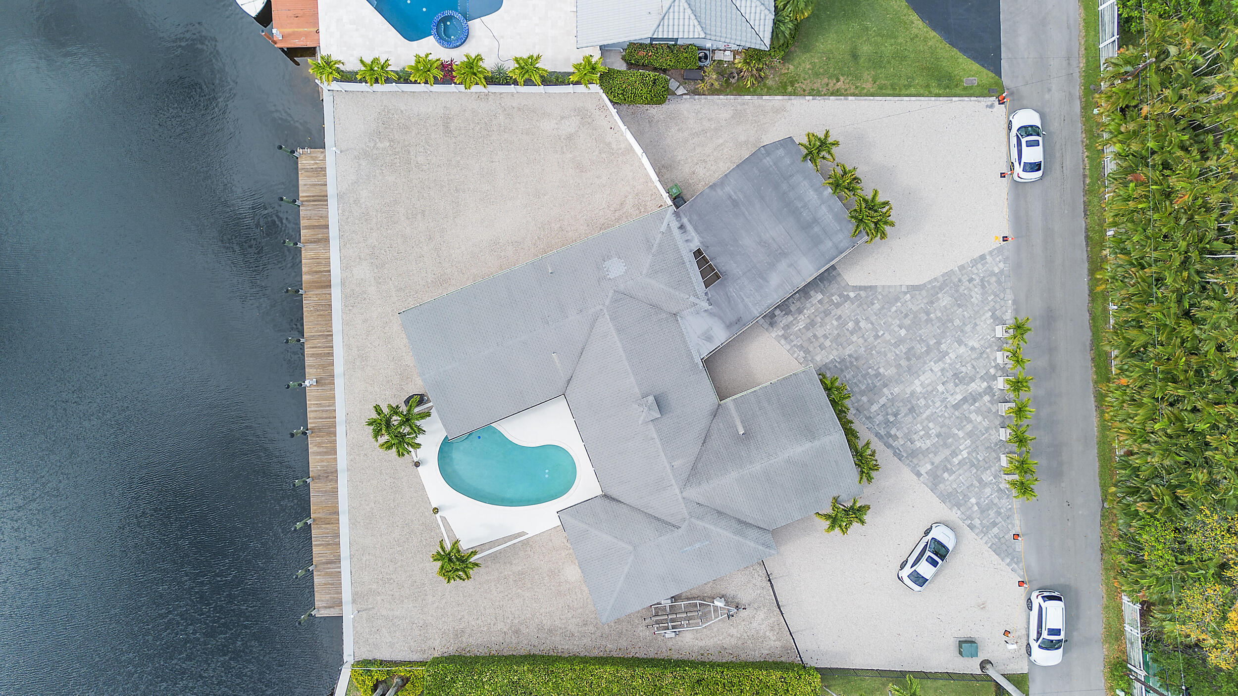 2341 SW 26th Ave Fort Lauderdale, FL 33312