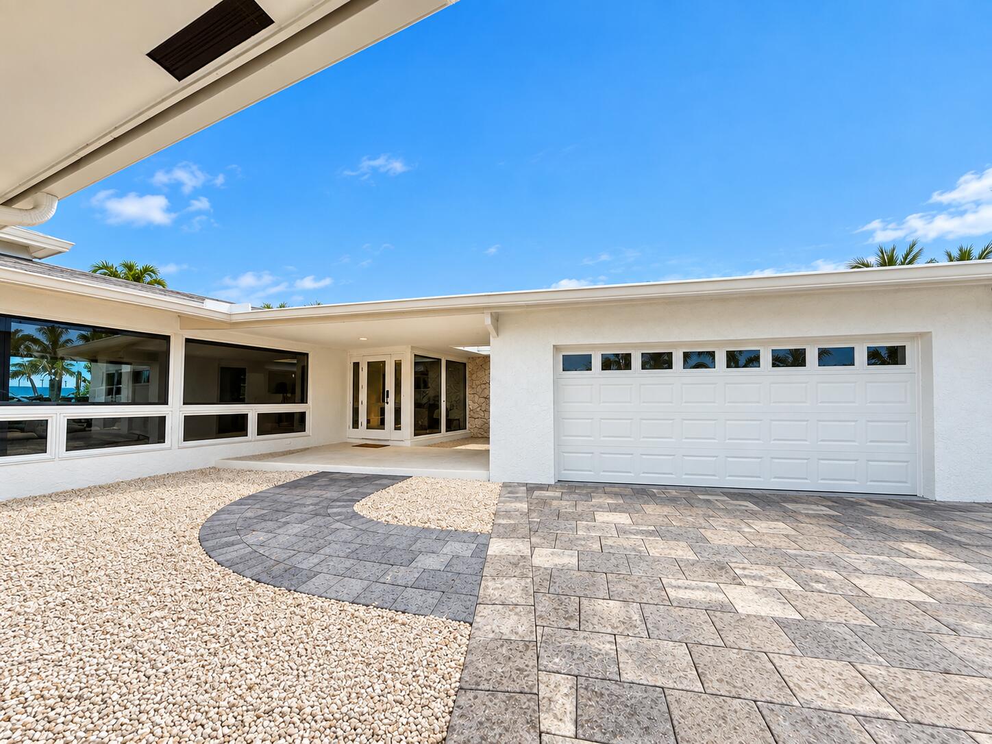 2341 SW 26th Ave Fort Lauderdale, FL 33312
