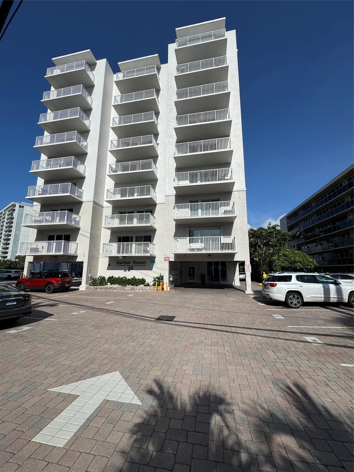 95 N Birch Rd #303