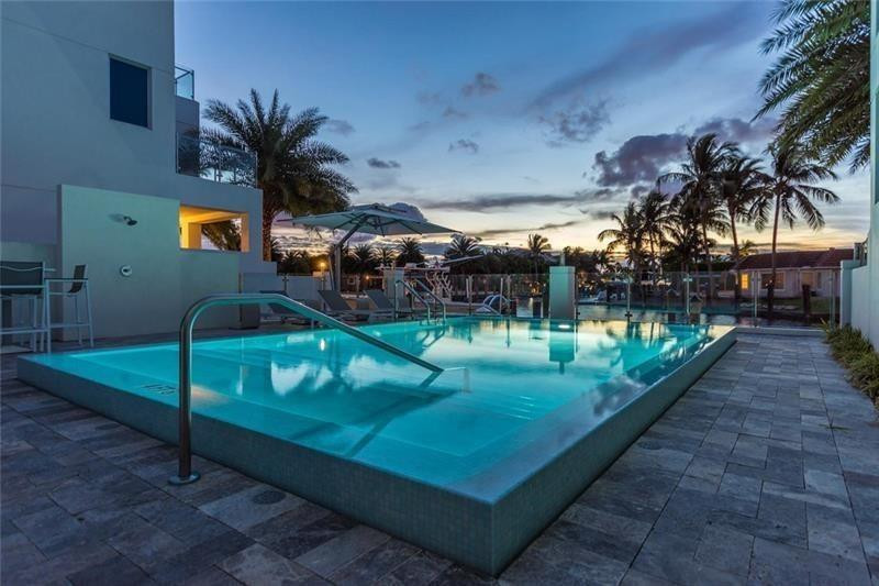 221 Shore #221 Fort Lauderdale, FL 33308