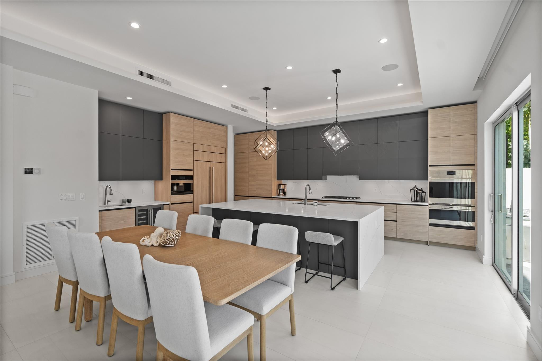 221 Shore #221 Fort Lauderdale, FL 33308