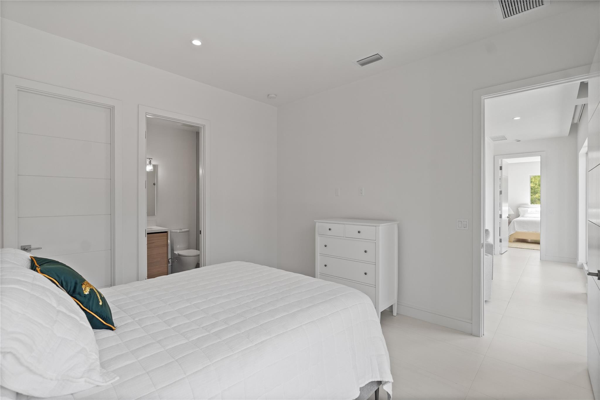 221 Shore #221 Fort Lauderdale, FL 33308