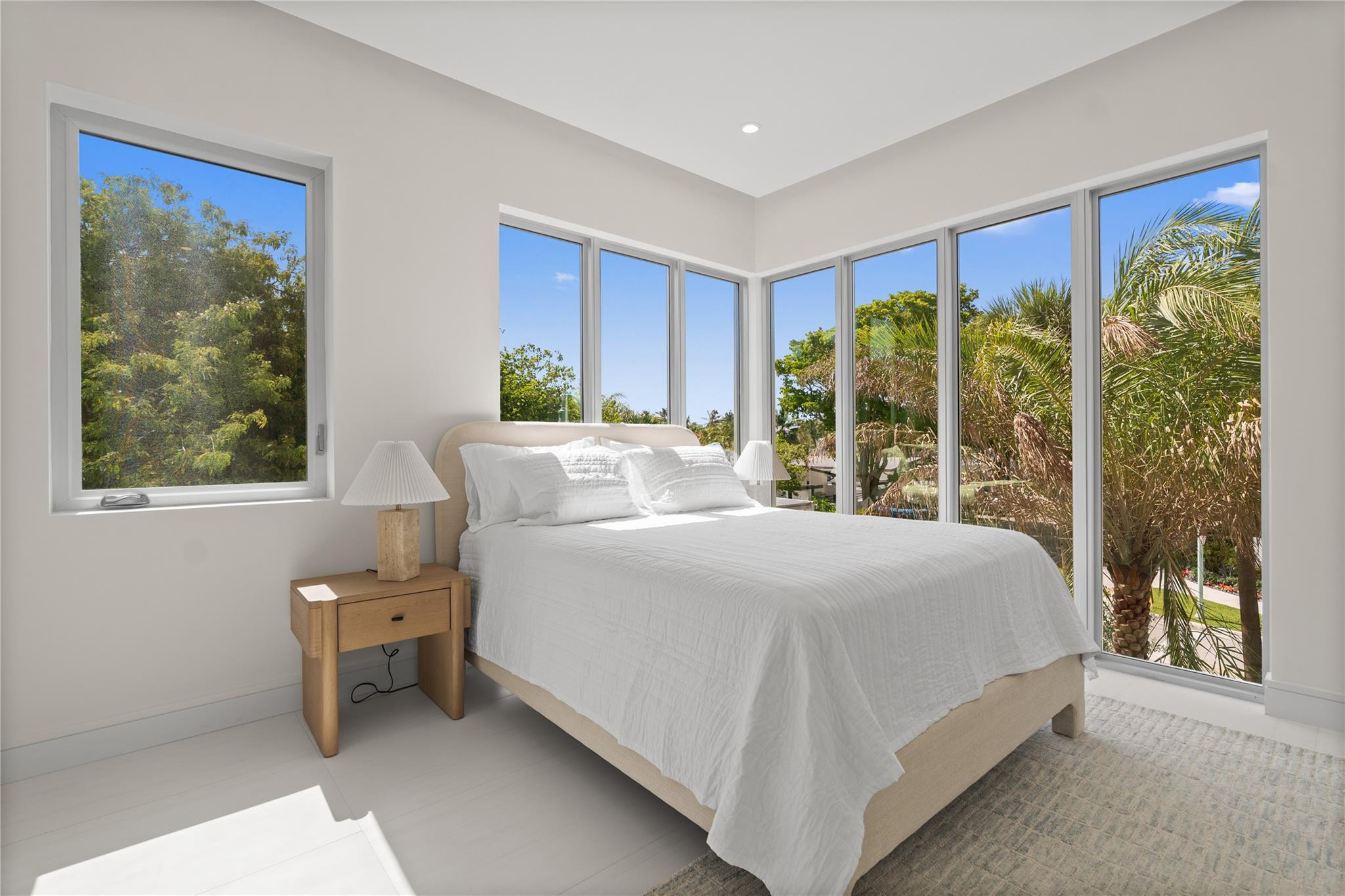 221 Shore #221 Fort Lauderdale, FL 33308