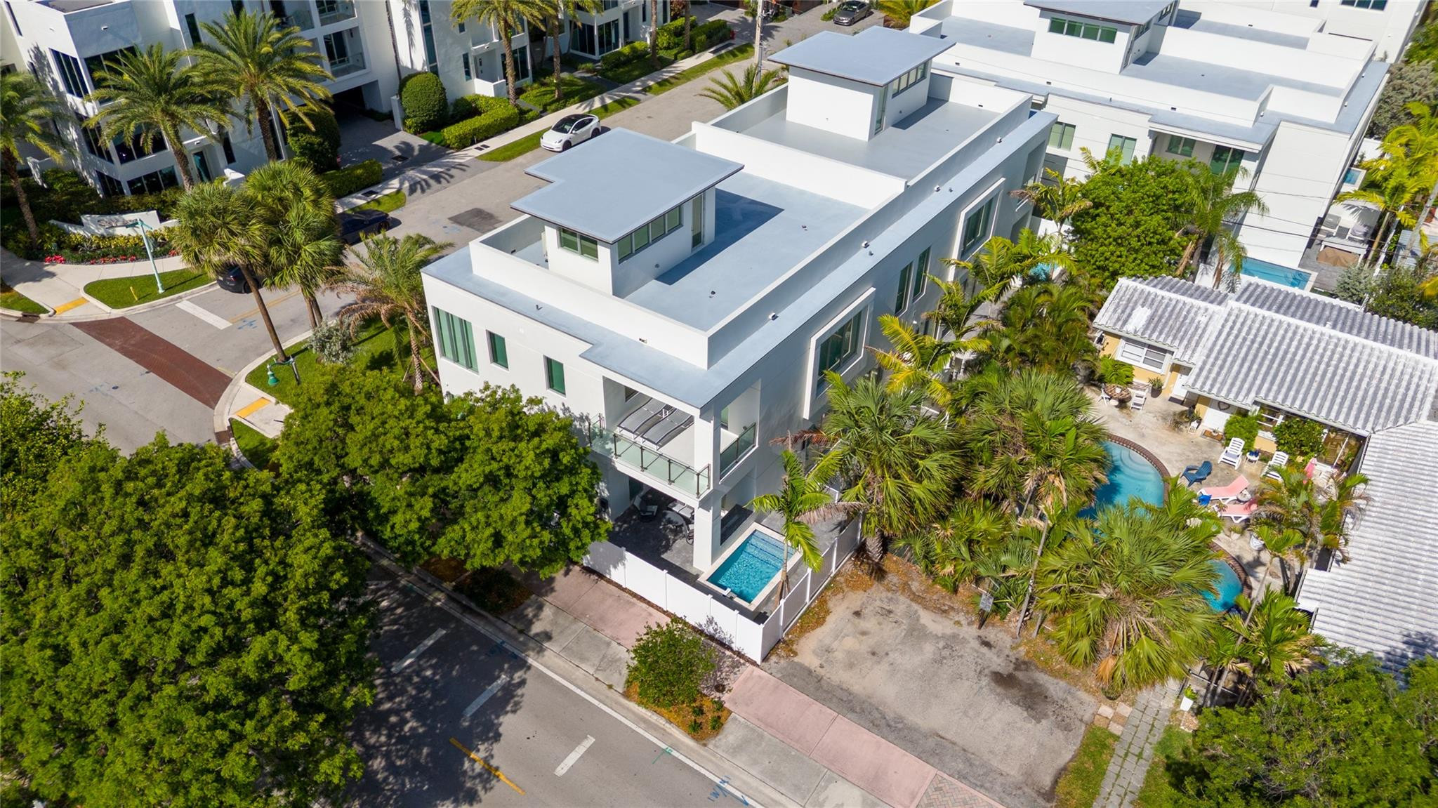 221 Shore #221 Fort Lauderdale, FL 33308