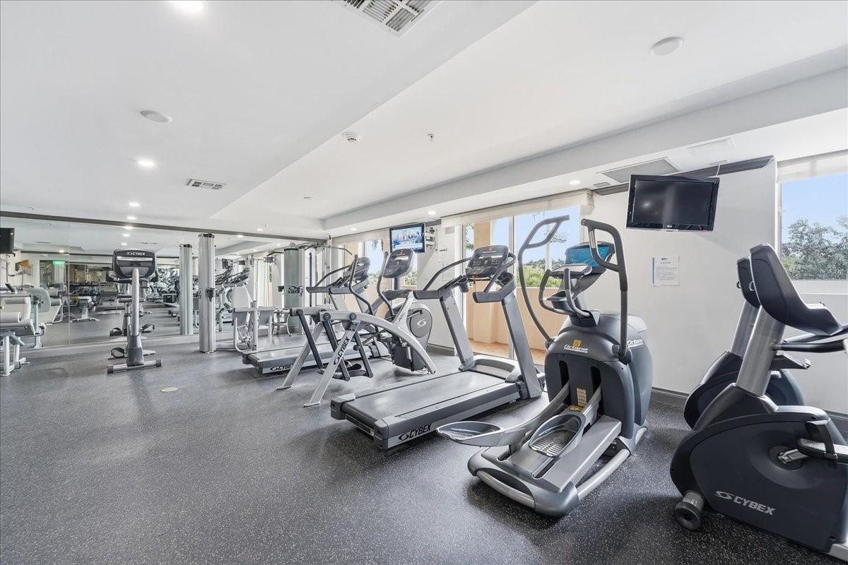 2011 N Ocean Blvd #302 Fort Lauderdale, FL 33305