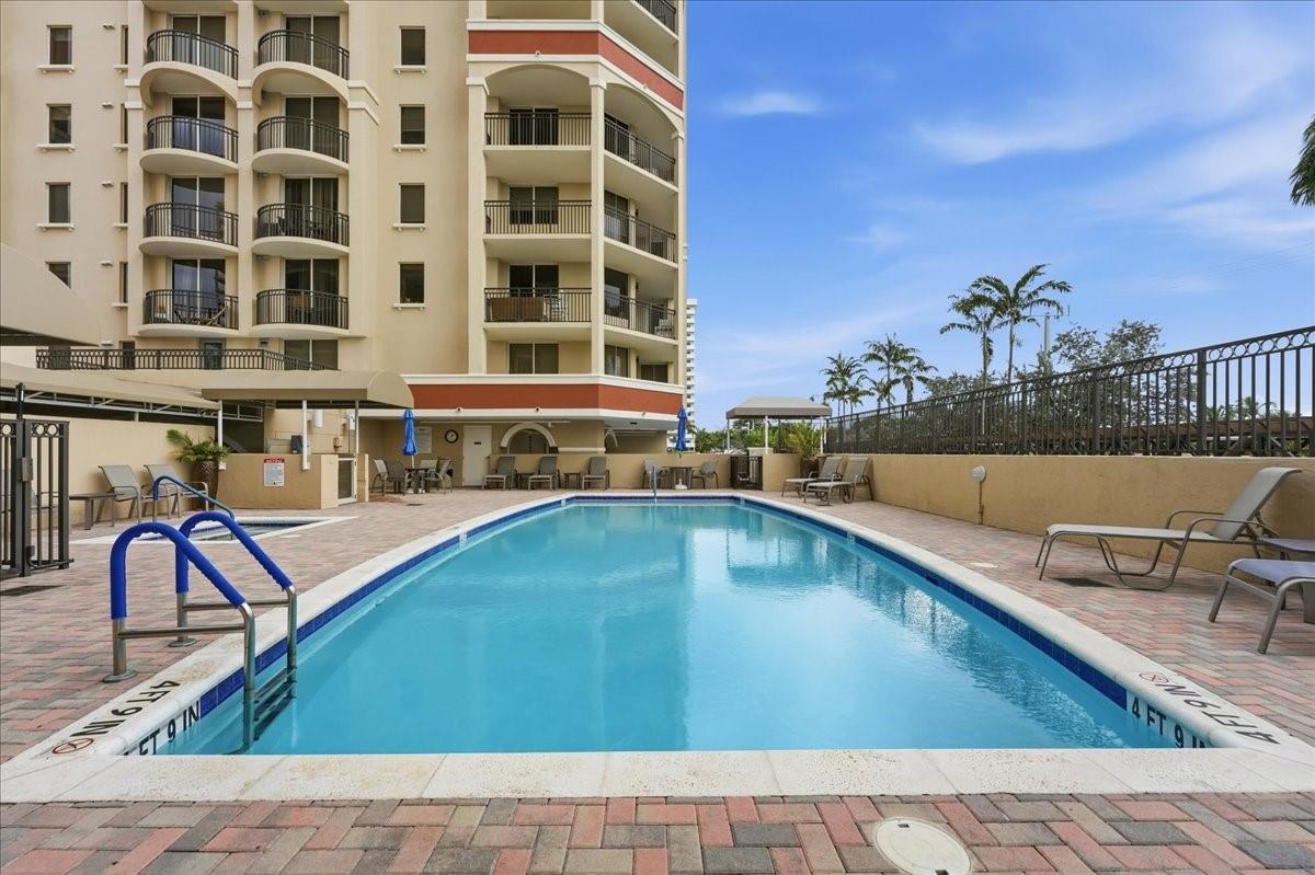 2011 N Ocean Blvd #302 Fort Lauderdale, FL 33305