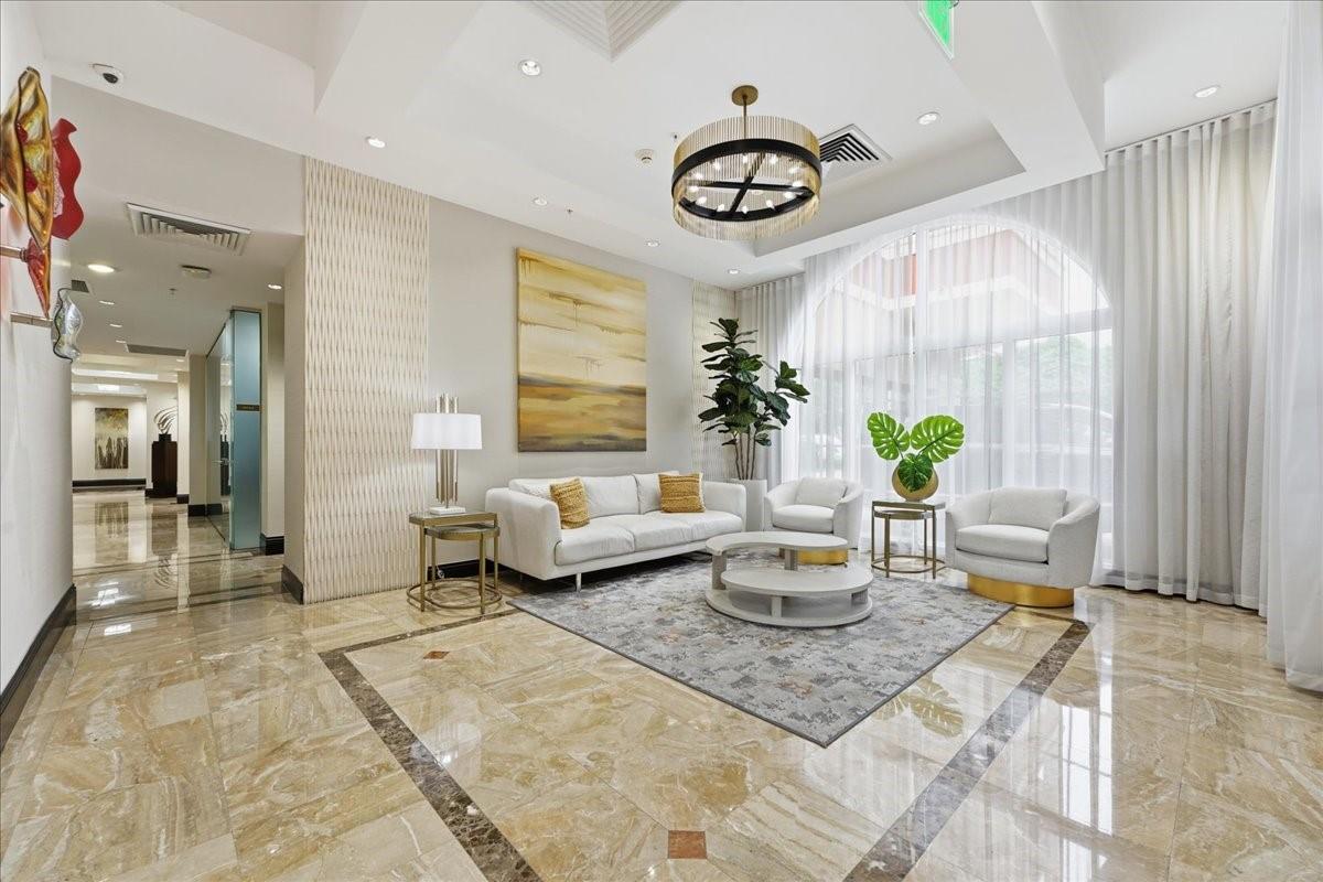 2011 N Ocean Blvd #302 Fort Lauderdale, FL 33305