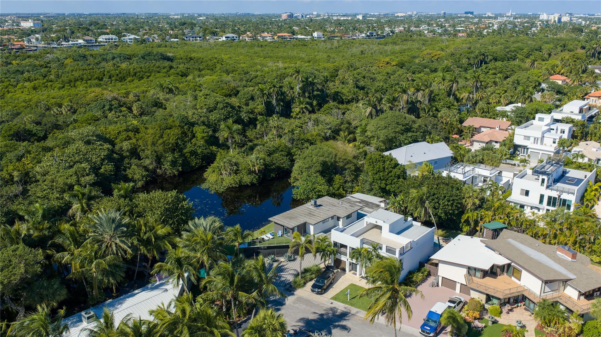 3301 NE 15th St Fort Lauderdale, FL 33304