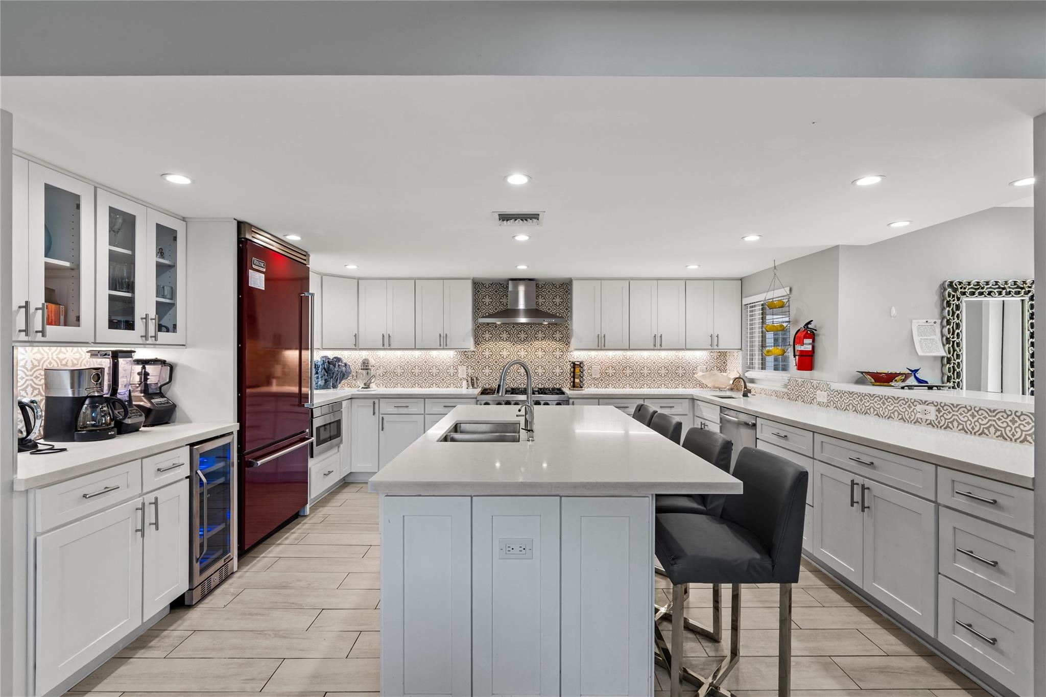 3301 NE 15th St Fort Lauderdale, FL 33304