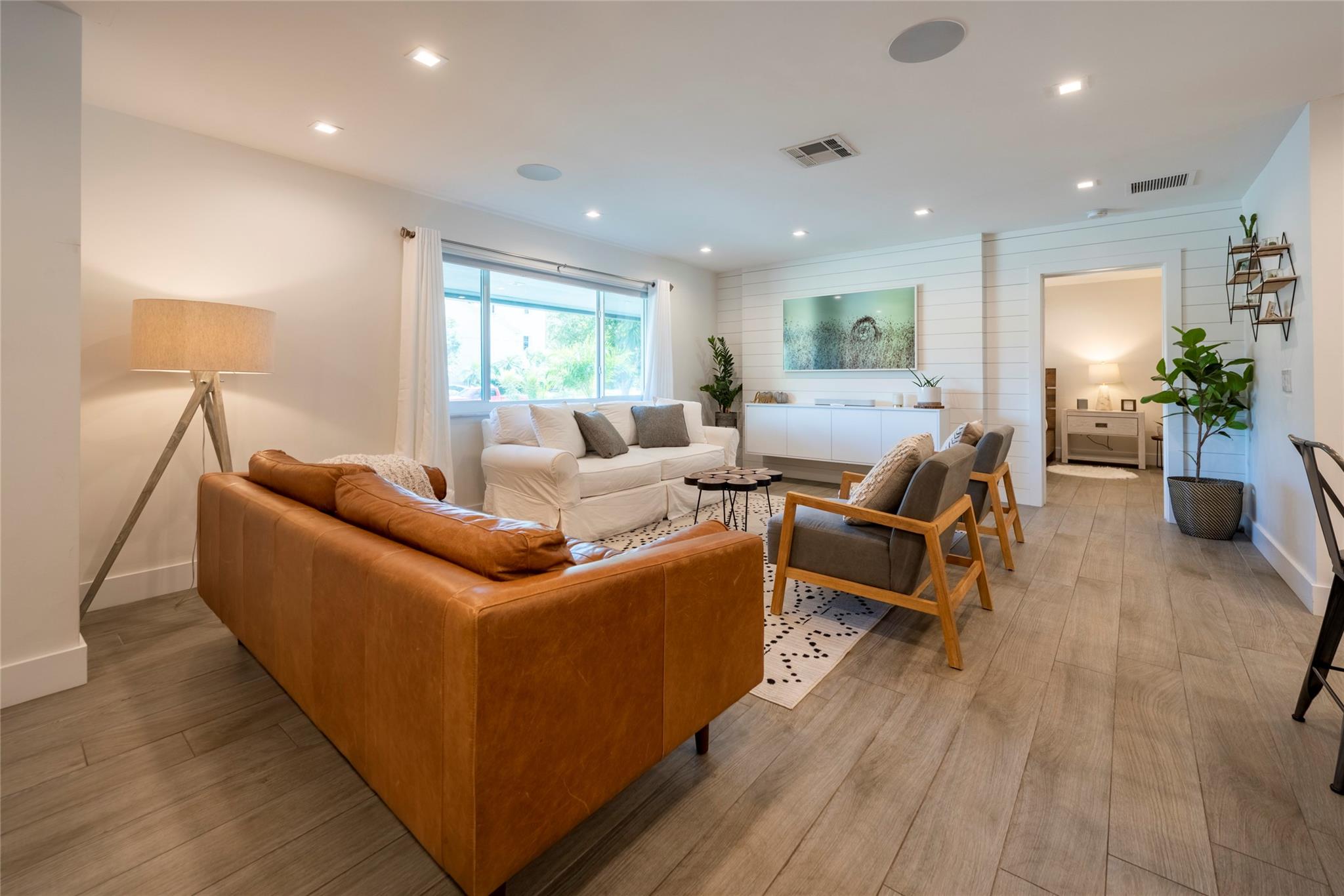 1959 SE 25th Ave Fort Lauderdale, FL 33316