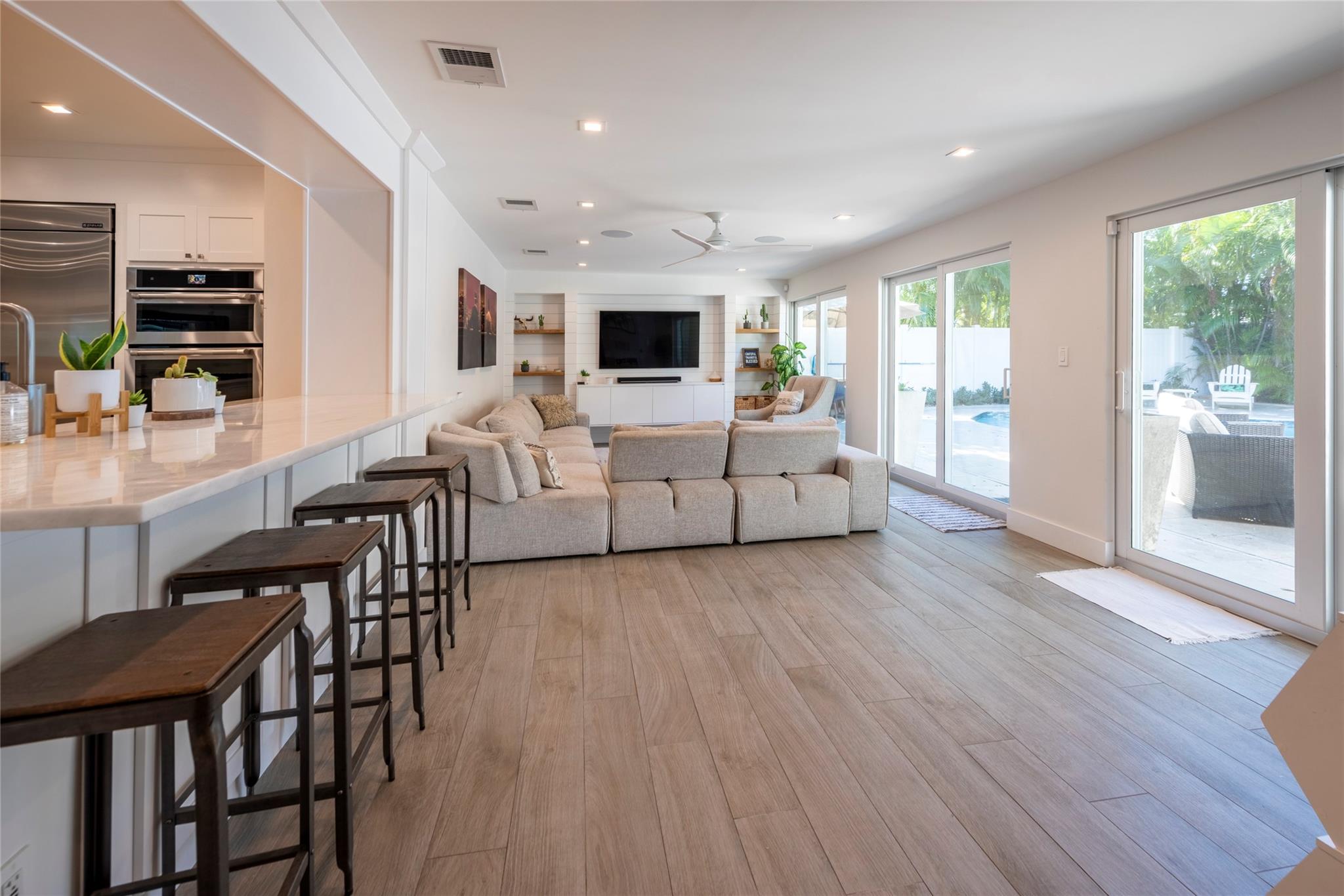 1959 SE 25th Ave Fort Lauderdale, FL 33316