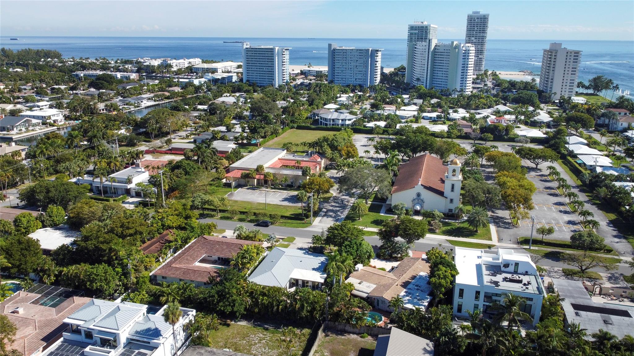 1959 SE 25th Ave Fort Lauderdale, FL 33316