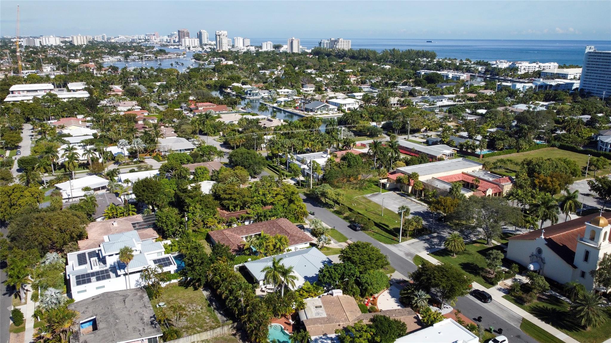 1959 SE 25th Ave Fort Lauderdale, FL 33316