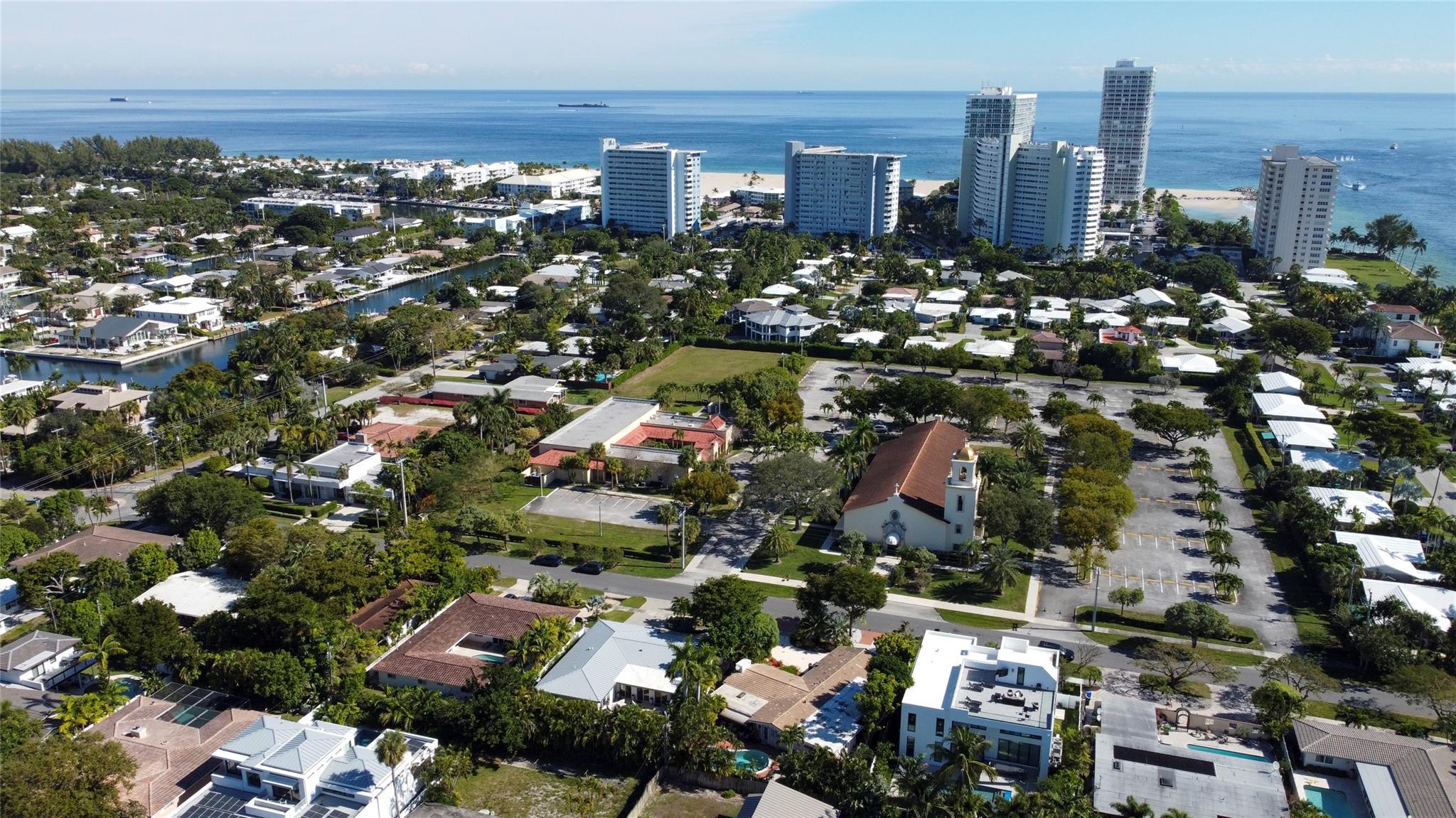 1959 SE 25th Ave Fort Lauderdale, FL 33316