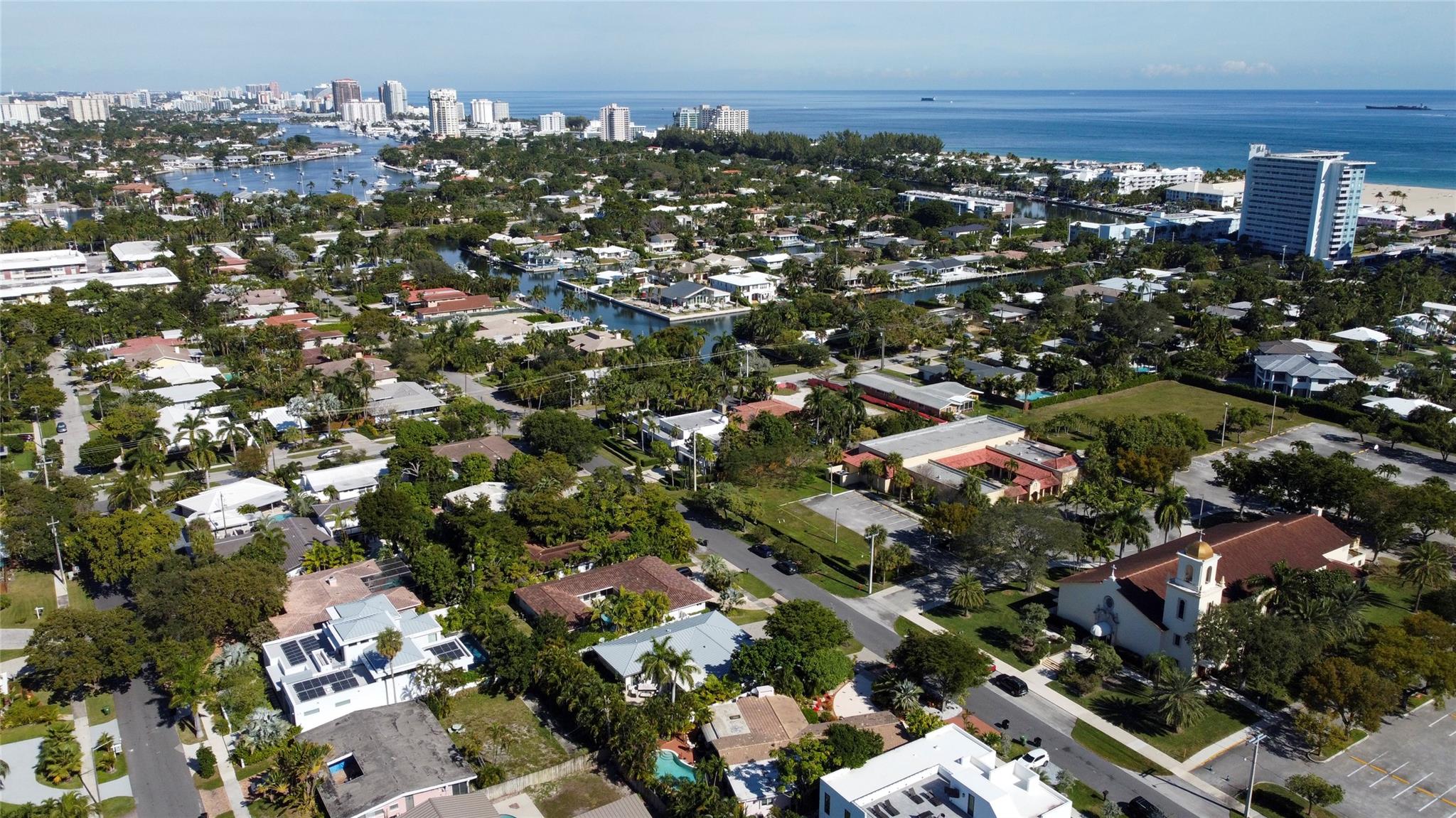 1959 SE 25th Ave Fort Lauderdale, FL 33316