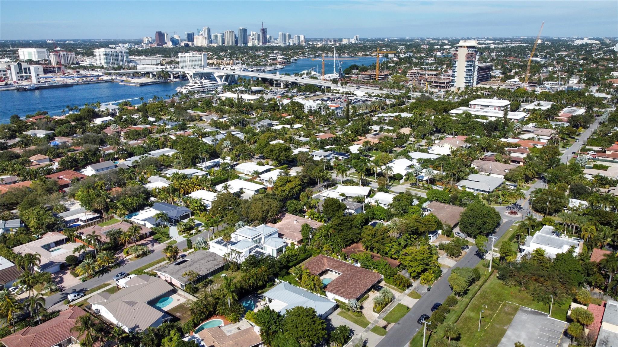 1959 SE 25th Ave Fort Lauderdale, FL 33316