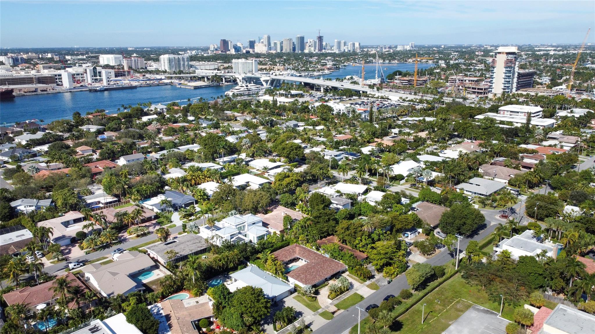 1959 SE 25th Ave Fort Lauderdale, FL 33316