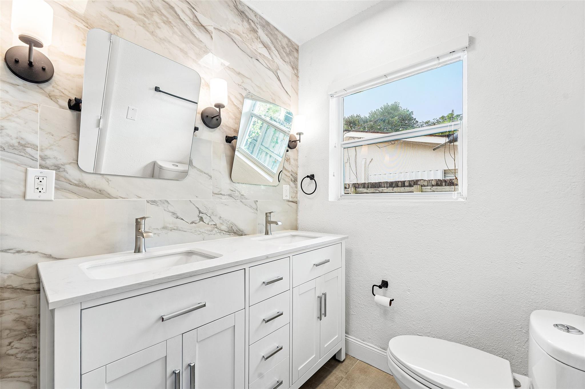 3203 Dover Rd Pompano Beach, FL 33062