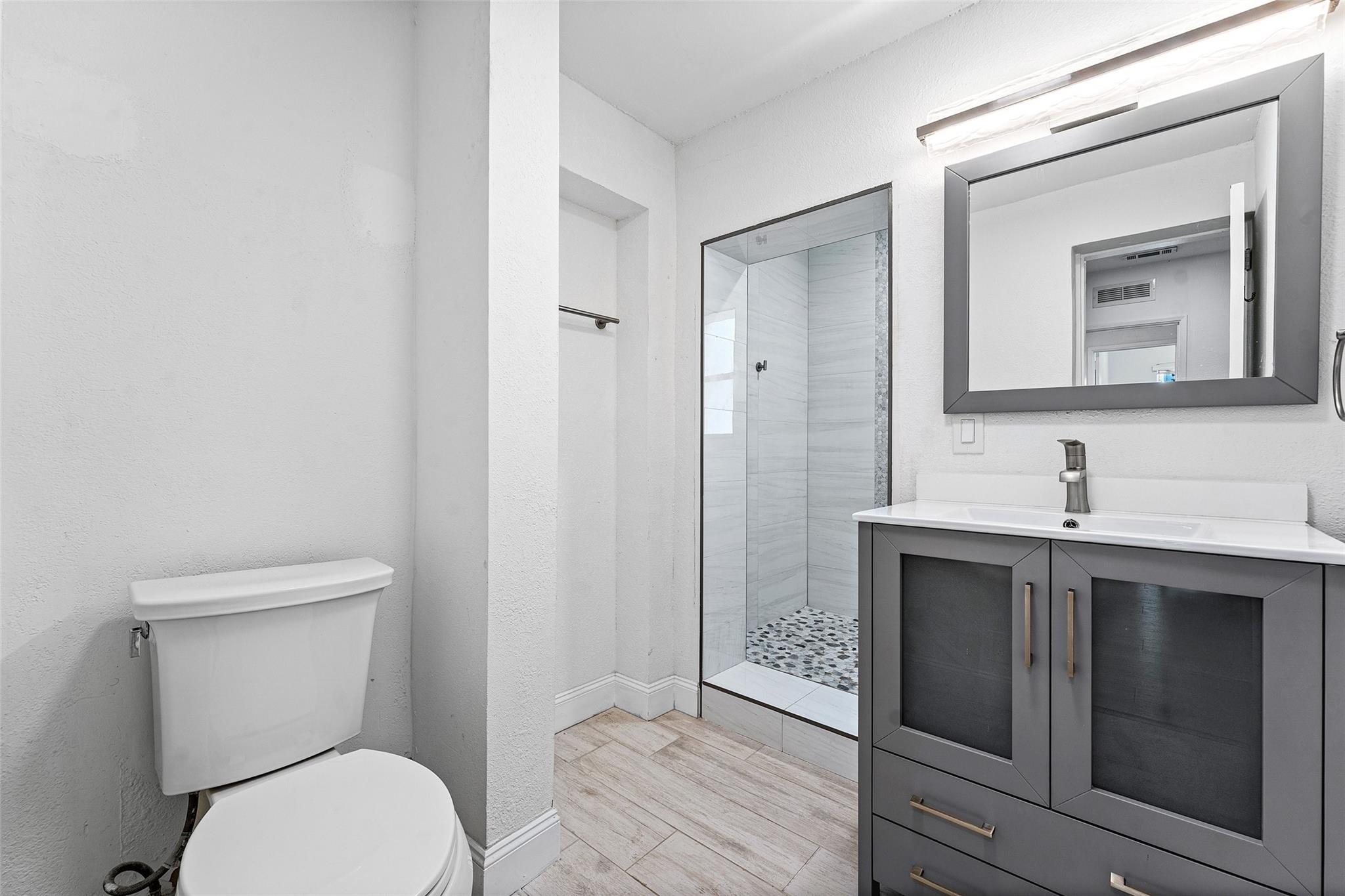 3203 Dover Rd Pompano Beach, FL 33062