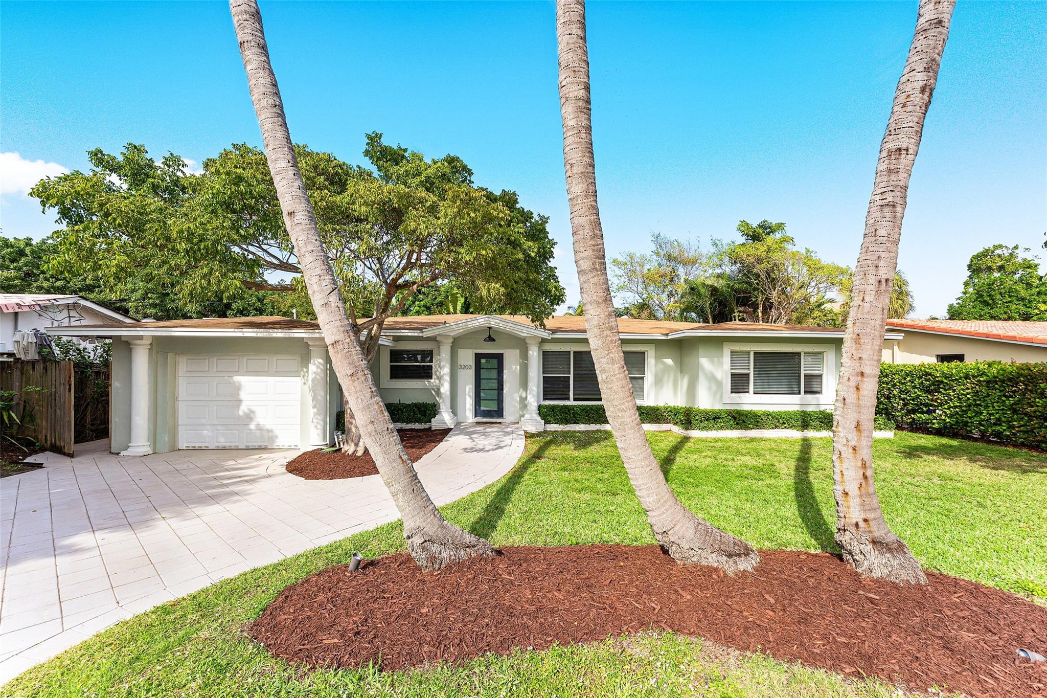 3203 Dover Rd Pompano Beach, FL 33062