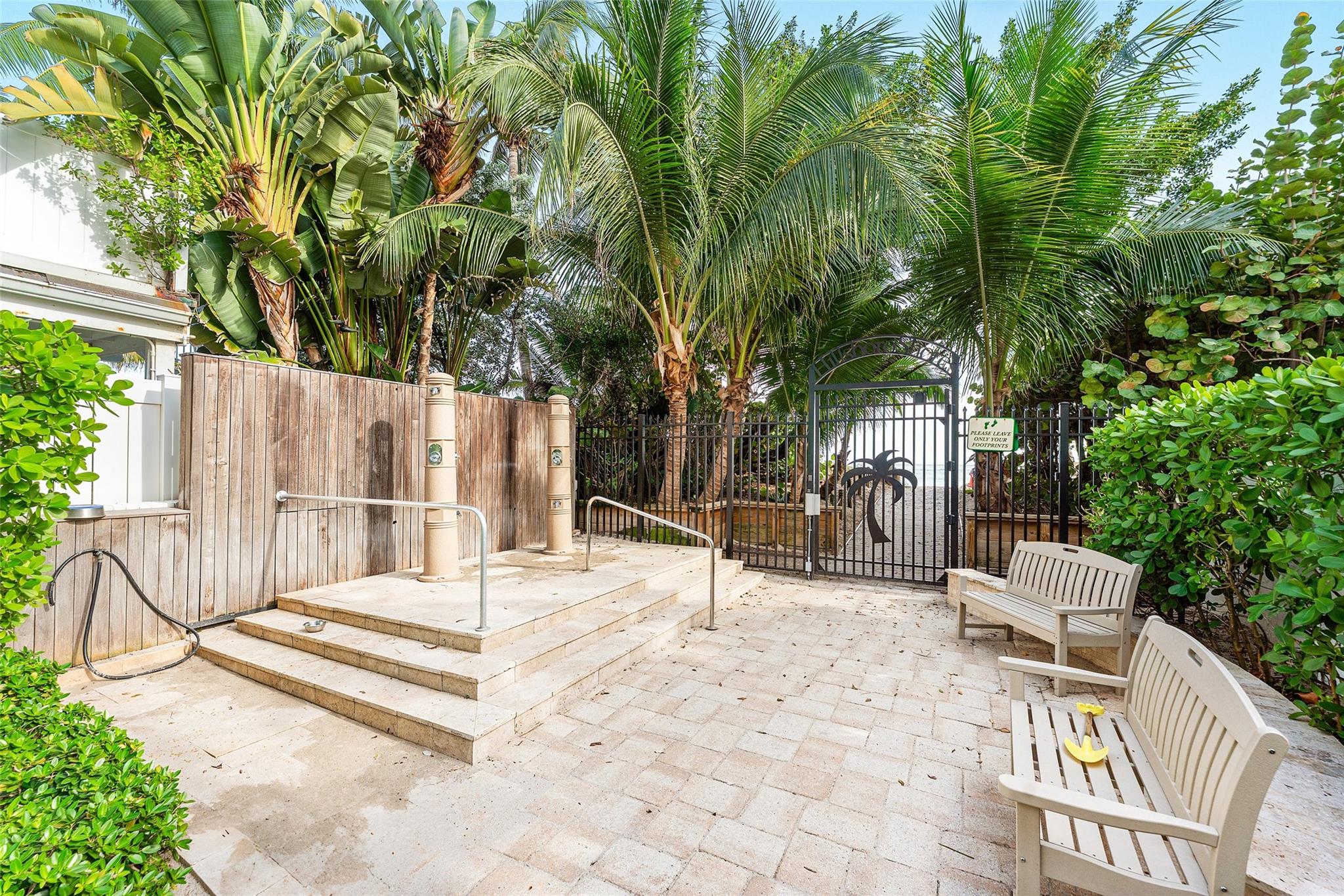 3203 Dover Rd Pompano Beach, FL 33062