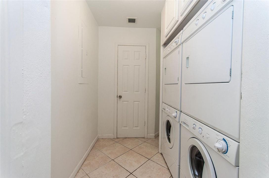 2732 NE 10th Pompano Beach, FL 33062