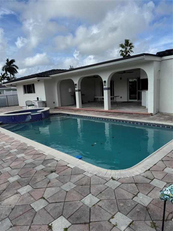 2732 NE 10th Pompano Beach, FL 33062
