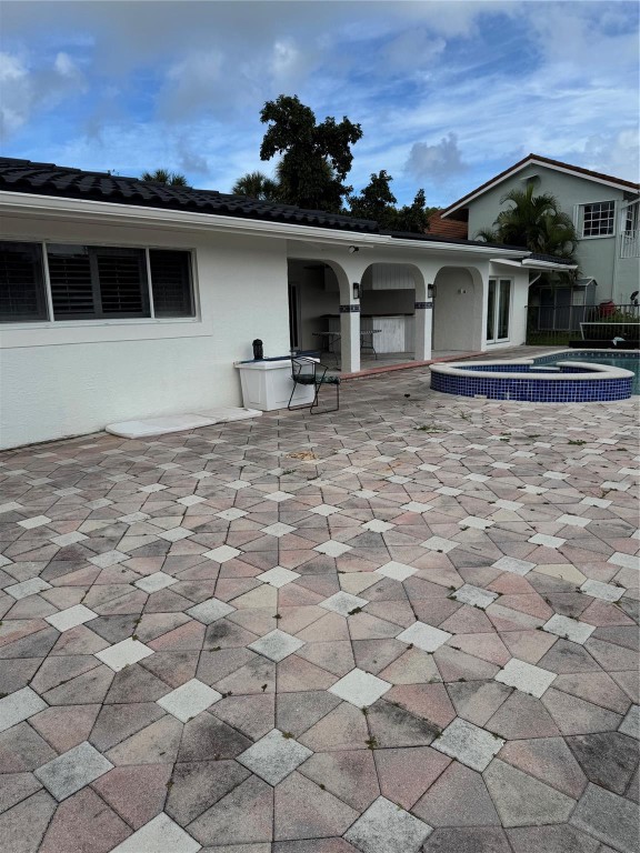 2732 NE 10th Pompano Beach, FL 33062